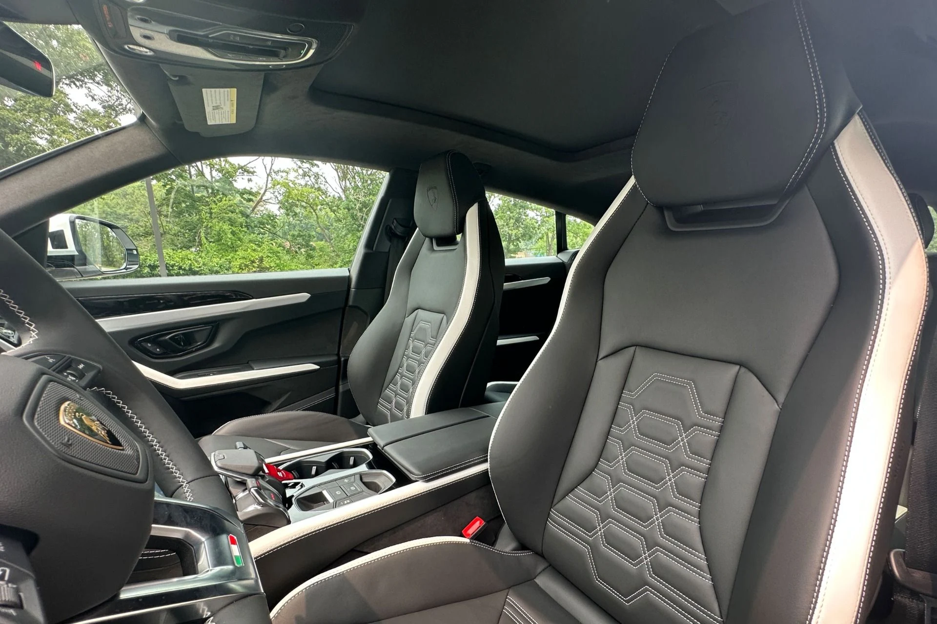 mph007_2021244173_New_2026_Lamborghini_Urus_SE_1784539635_2680258384