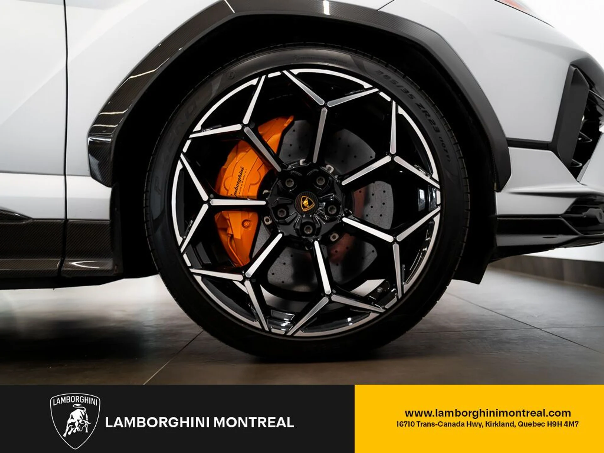 mph007_2027066337_lamborghini_urus_2024_jpg_v_1754355019_eca00b14b3