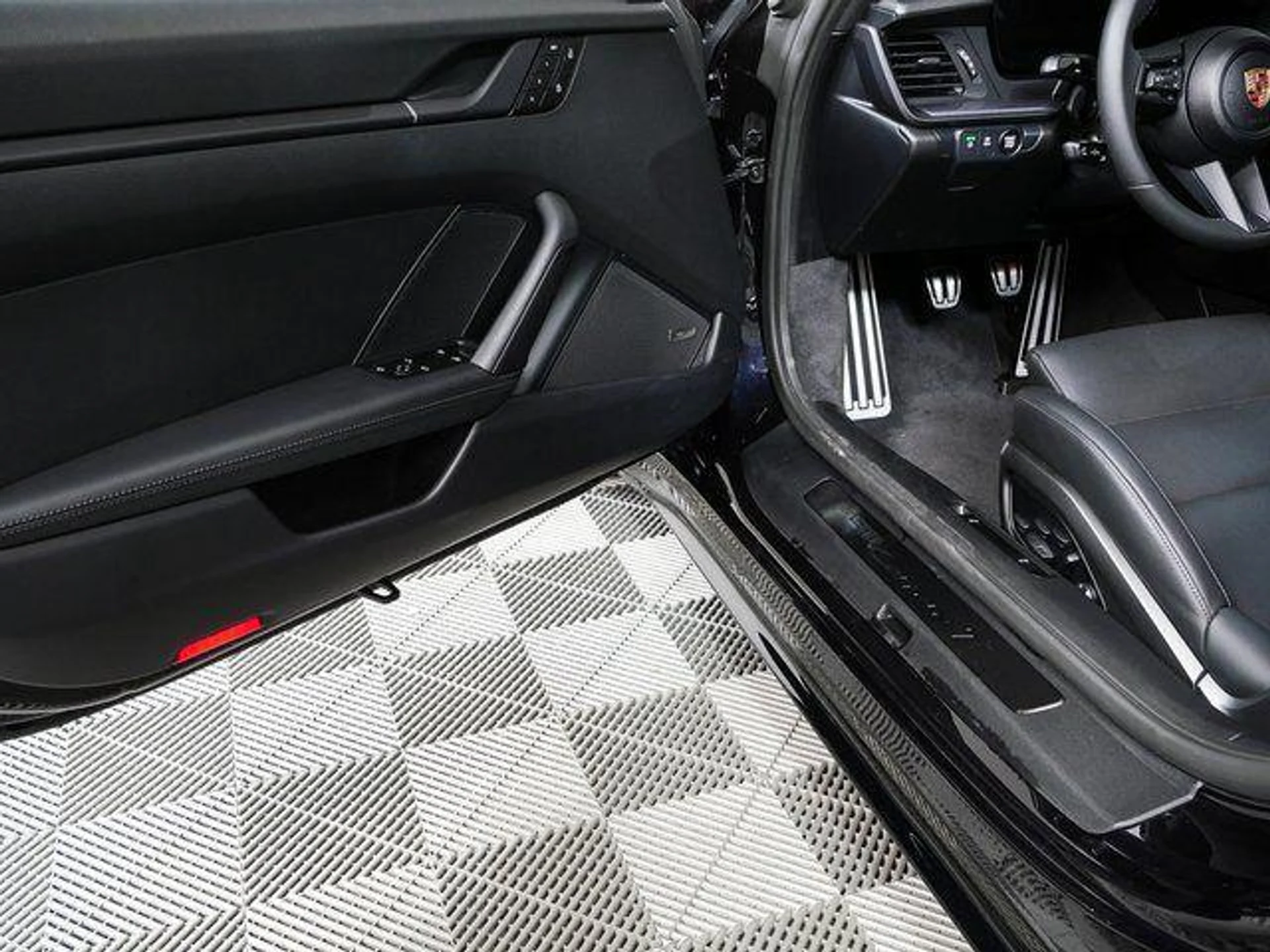 mph007_2032933397_nprq_Nq2_OPJK_Sw_U9_zb_Roc_XGB_Wg_512dab69c3