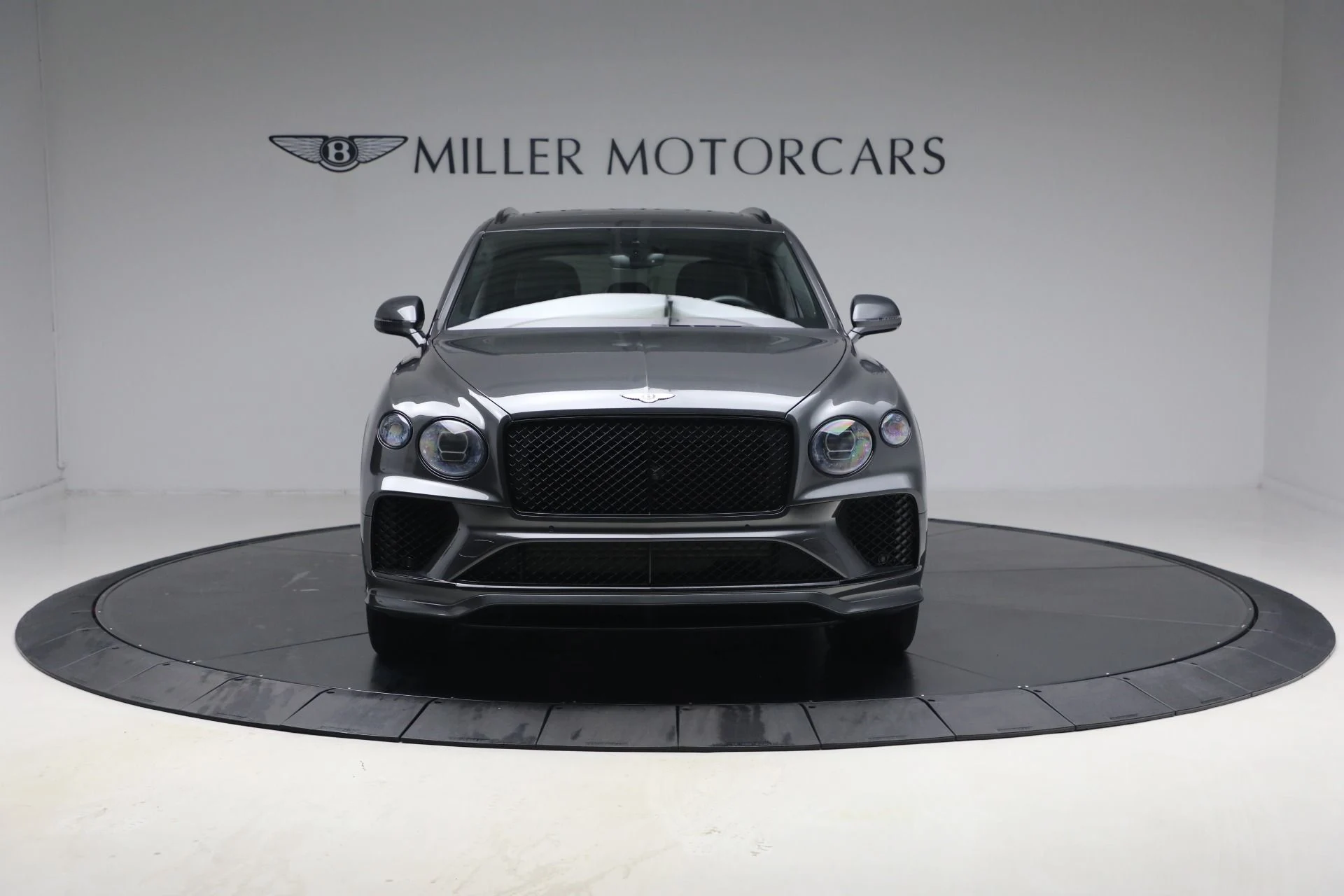mph007_2033653853_Used_2022_Bentley_Bentayga_Speed_1768683439_0d4428c040