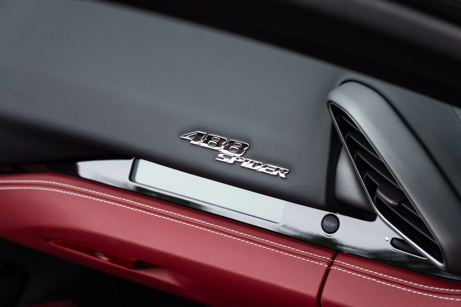 mph007_2035096233_Used_2019_Ferrari_488_Spider_1775191452_925794f7d3