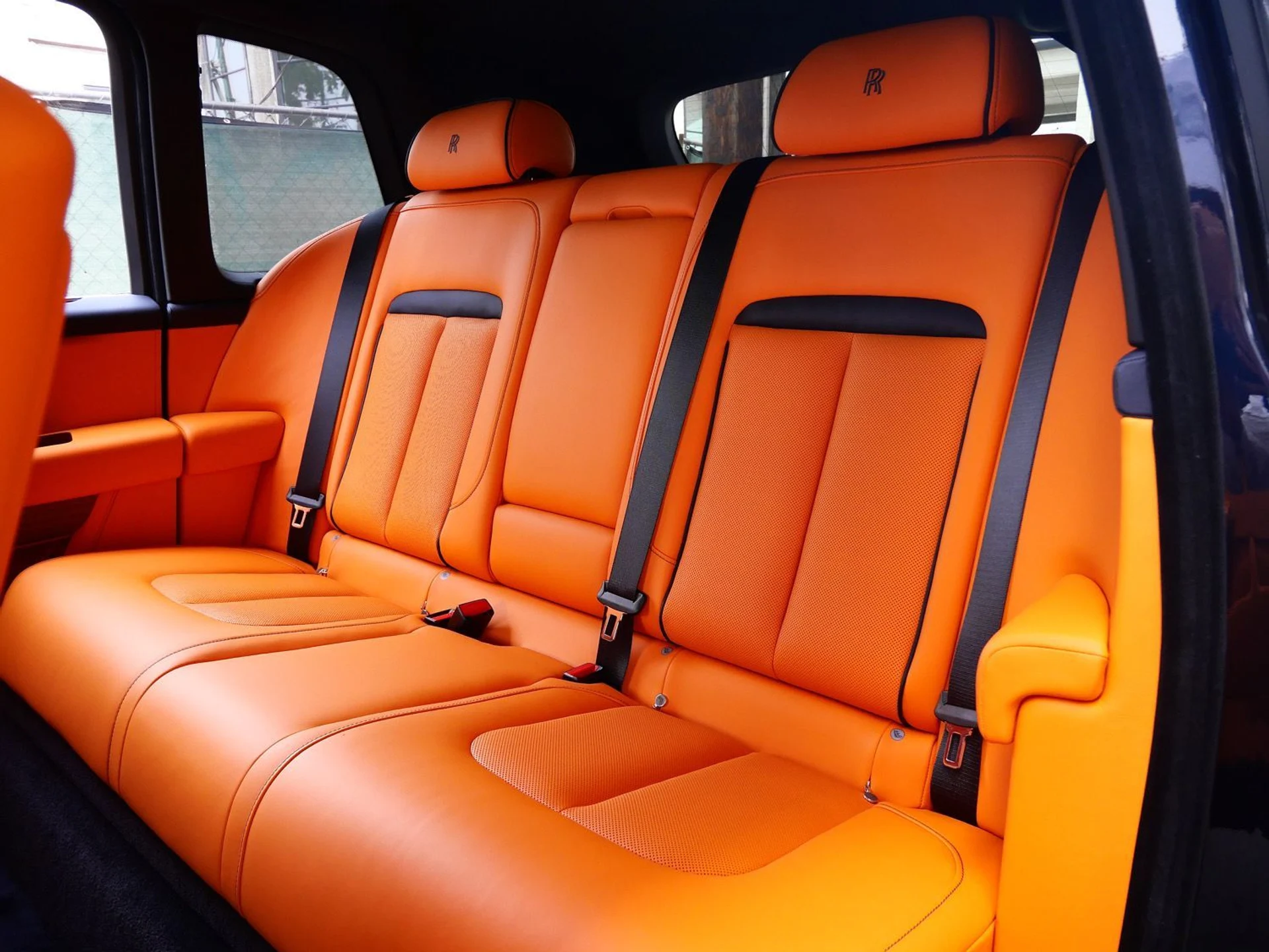 mph007_2047893292_ea3c01073333d2d4df145e436e7e1f40x_d7aad24517