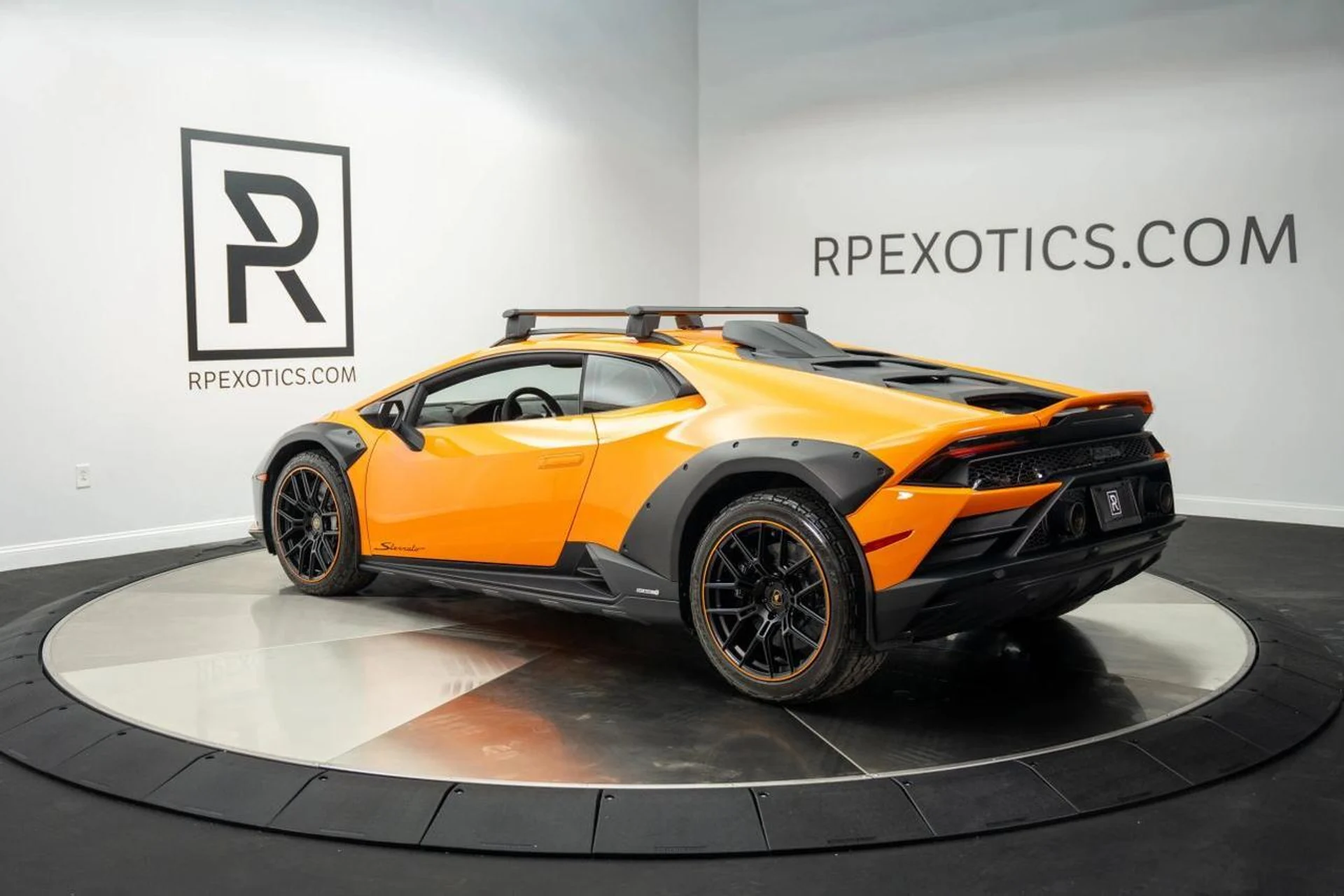 mph007_206313200_df58b1bb909f4e4cef024371ba17fb34_e05e4fd707