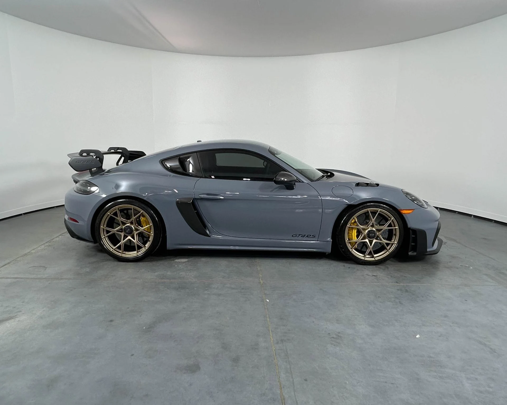 mph007_2063894042_8106445f416f44c6b7b76c46f00b92ab_431ce17add