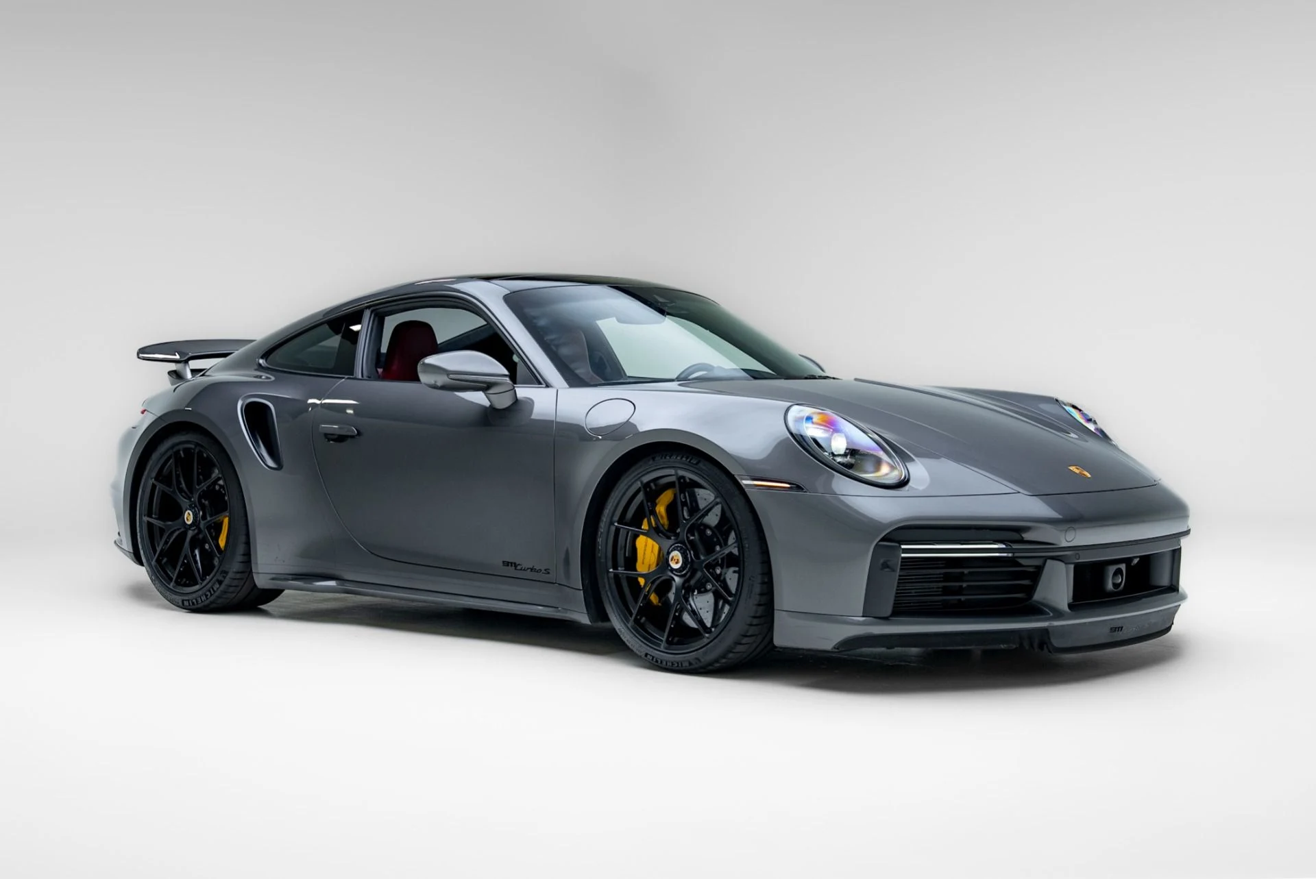 mph007_2064569502_Used_2021_Porsche_911_Turbo_S_1778698810_6f0ea726a7