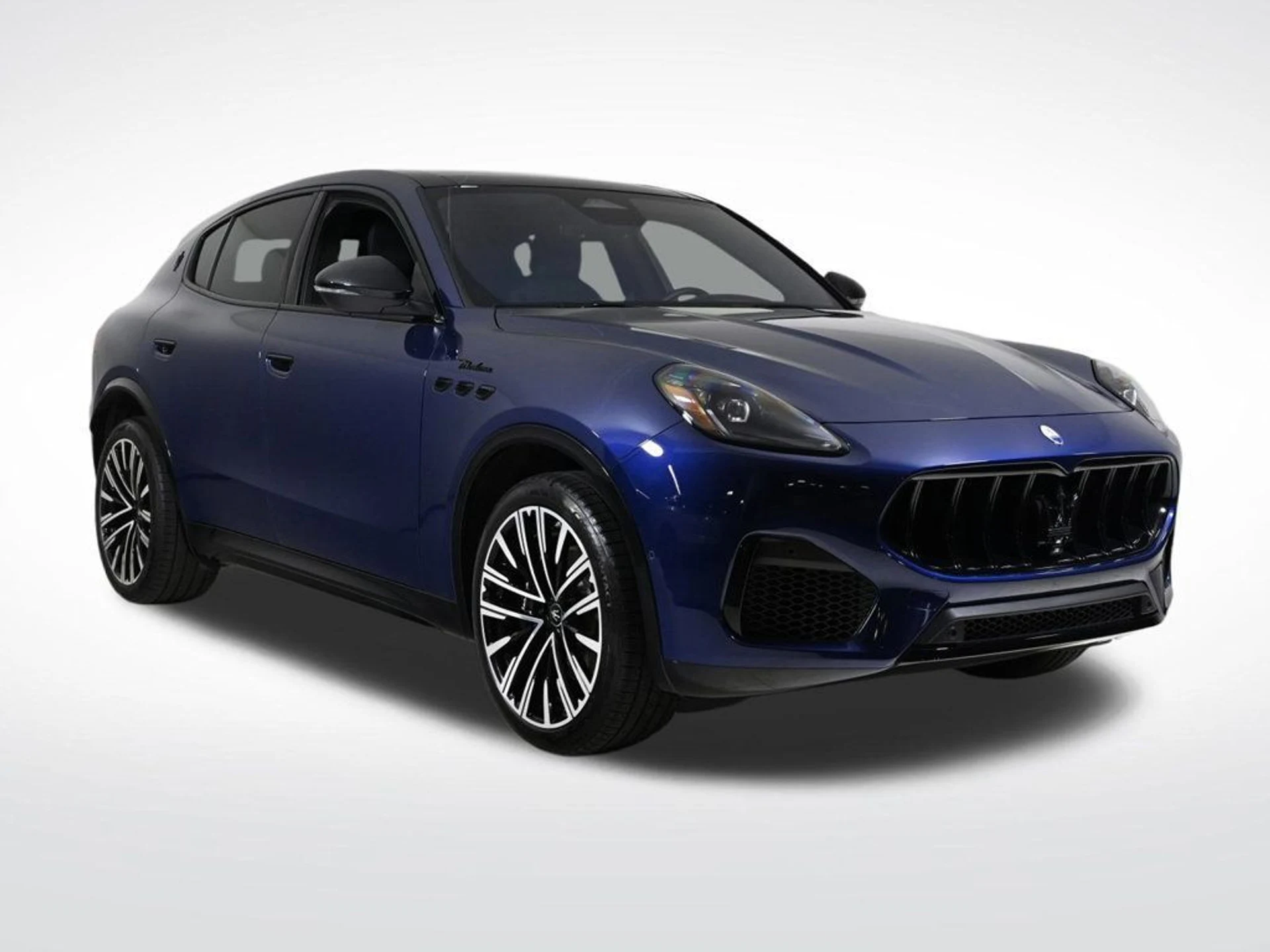 mph007_2067863397_used_2025_maserati_grecale_modena_11350_22941787_7_1024_7da46493d6