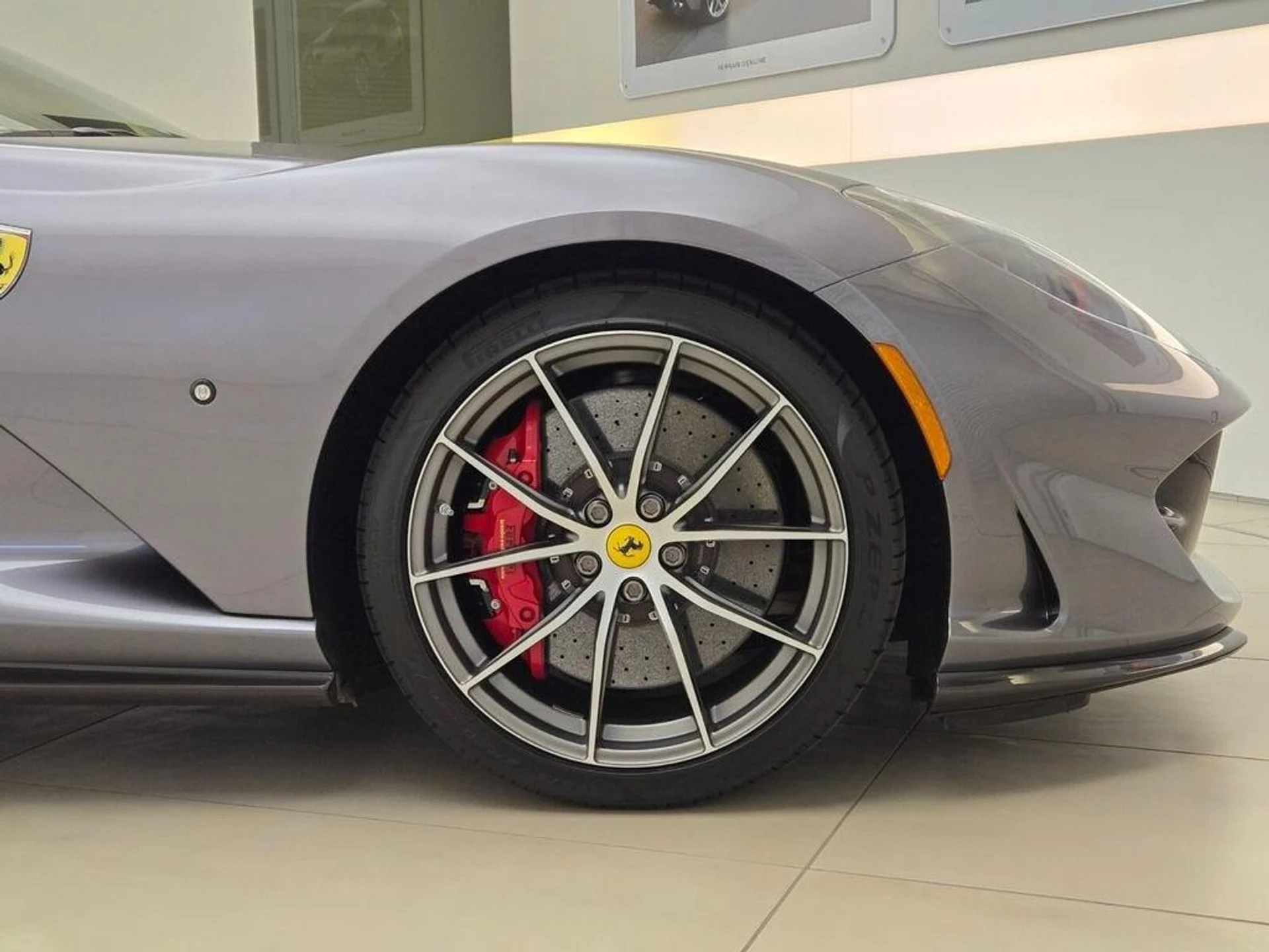 mph007_2075435435_Used_2022_Ferrari_812_GTS_1777383828_6fe644cd11