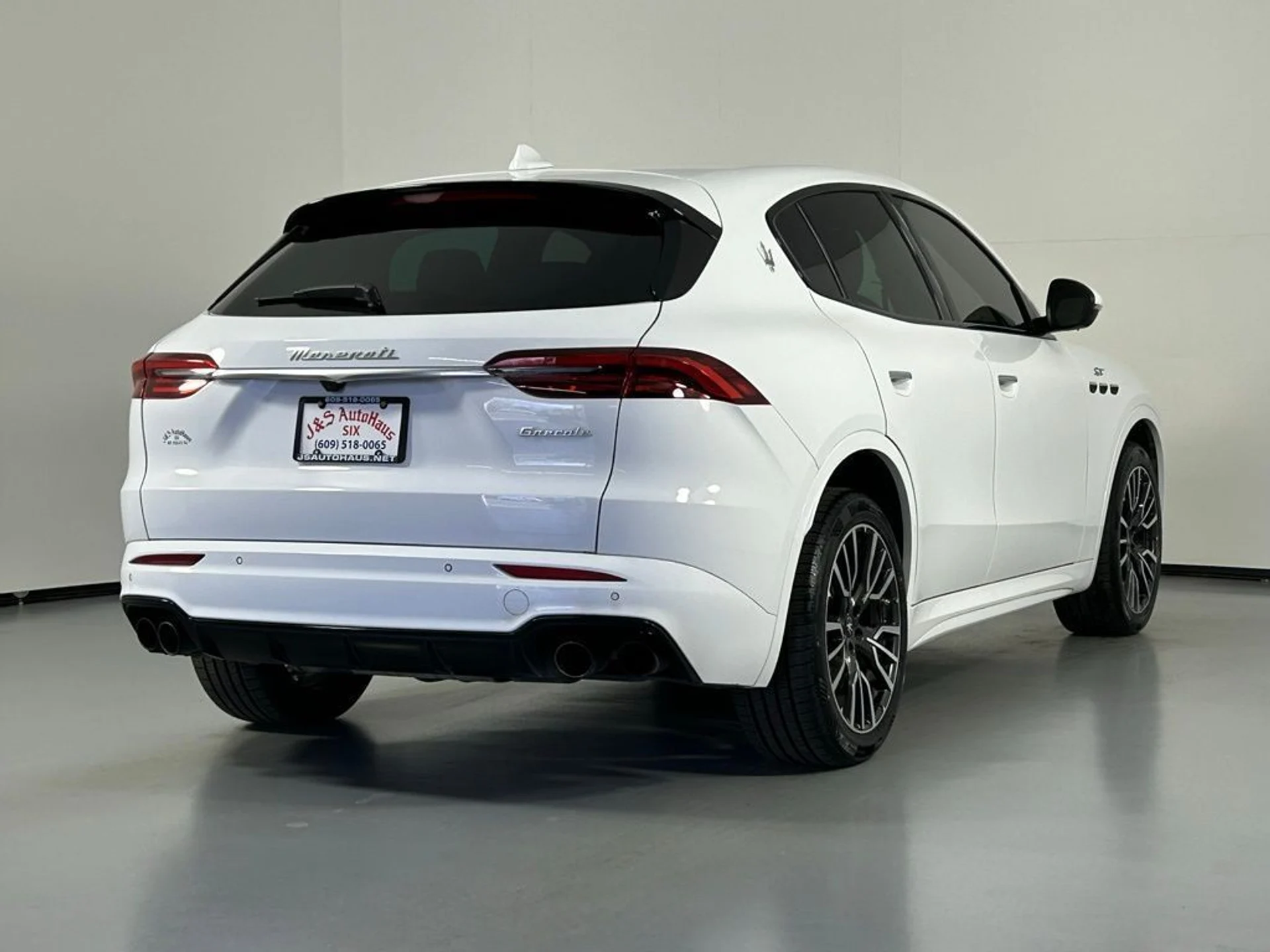 mph007_2082806457_2rbwh3we4mfjly7te06ao71ghim1_b4d91e1f34