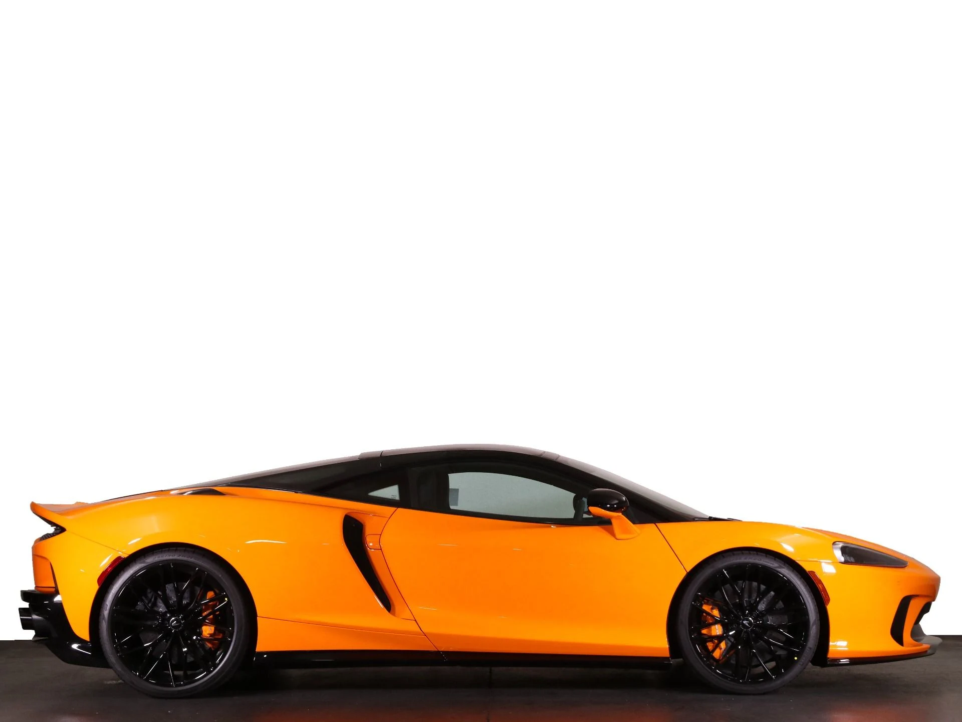 mph007_2090860333_Used_2025_Mc_Laren_GTS_1742252976_cbc2111f1a