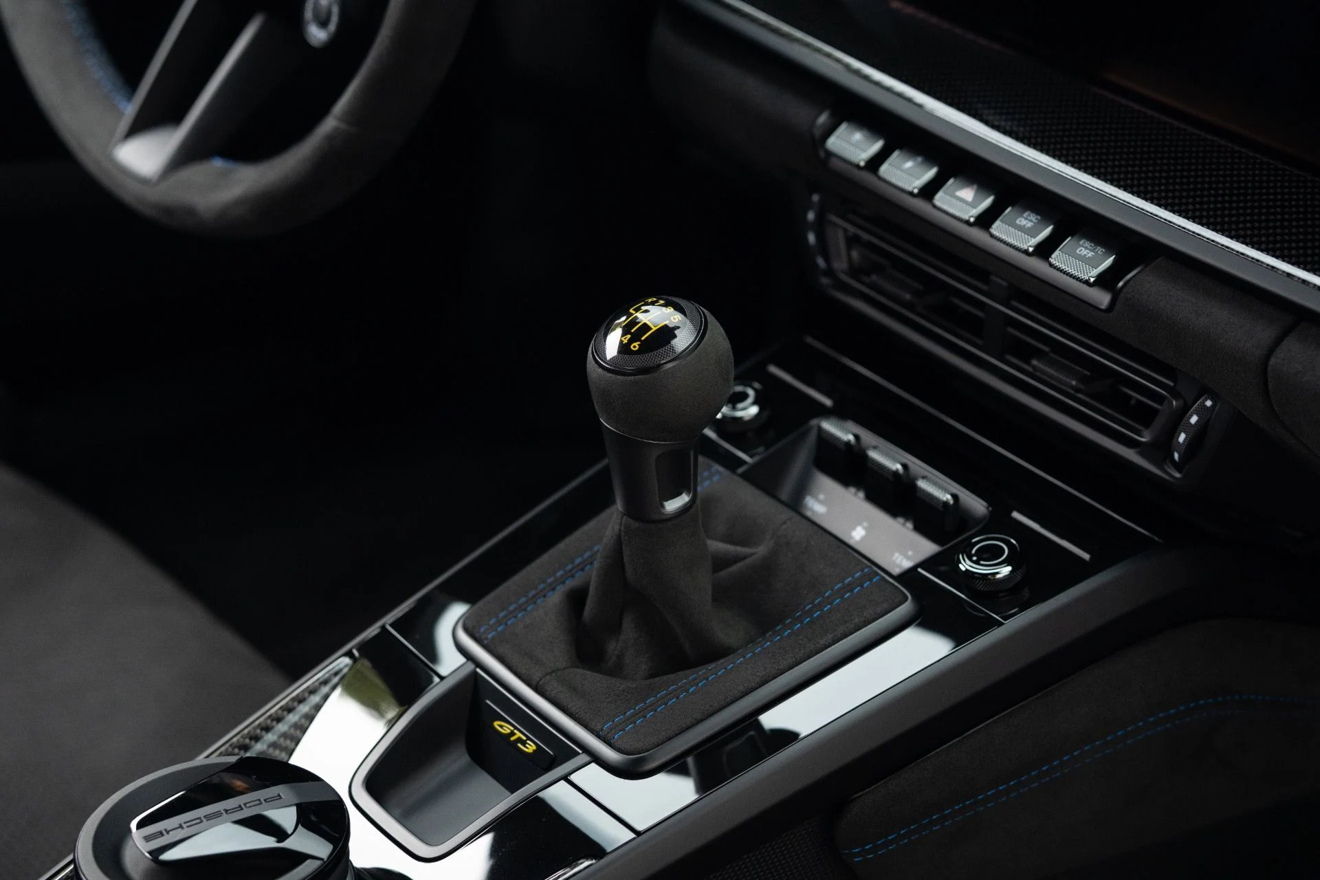 mph007_2096874637_Used_2024_Porsche_911_GT_3_1768339122_4ccbfb8168