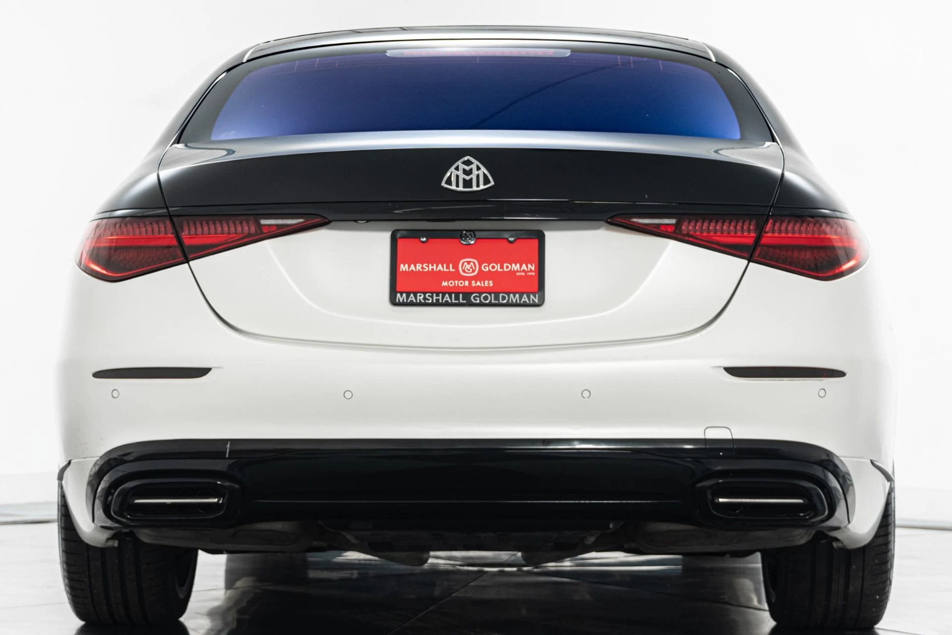 mph007_2101500936_Used_2021_Mercedes_Benz_Maybach_S_580_4_MATIC_Factory_Two_Tone_paint_Executive_Rear_Seat_Package_Bottle_Chiller_1776288092_4833e7fe8d