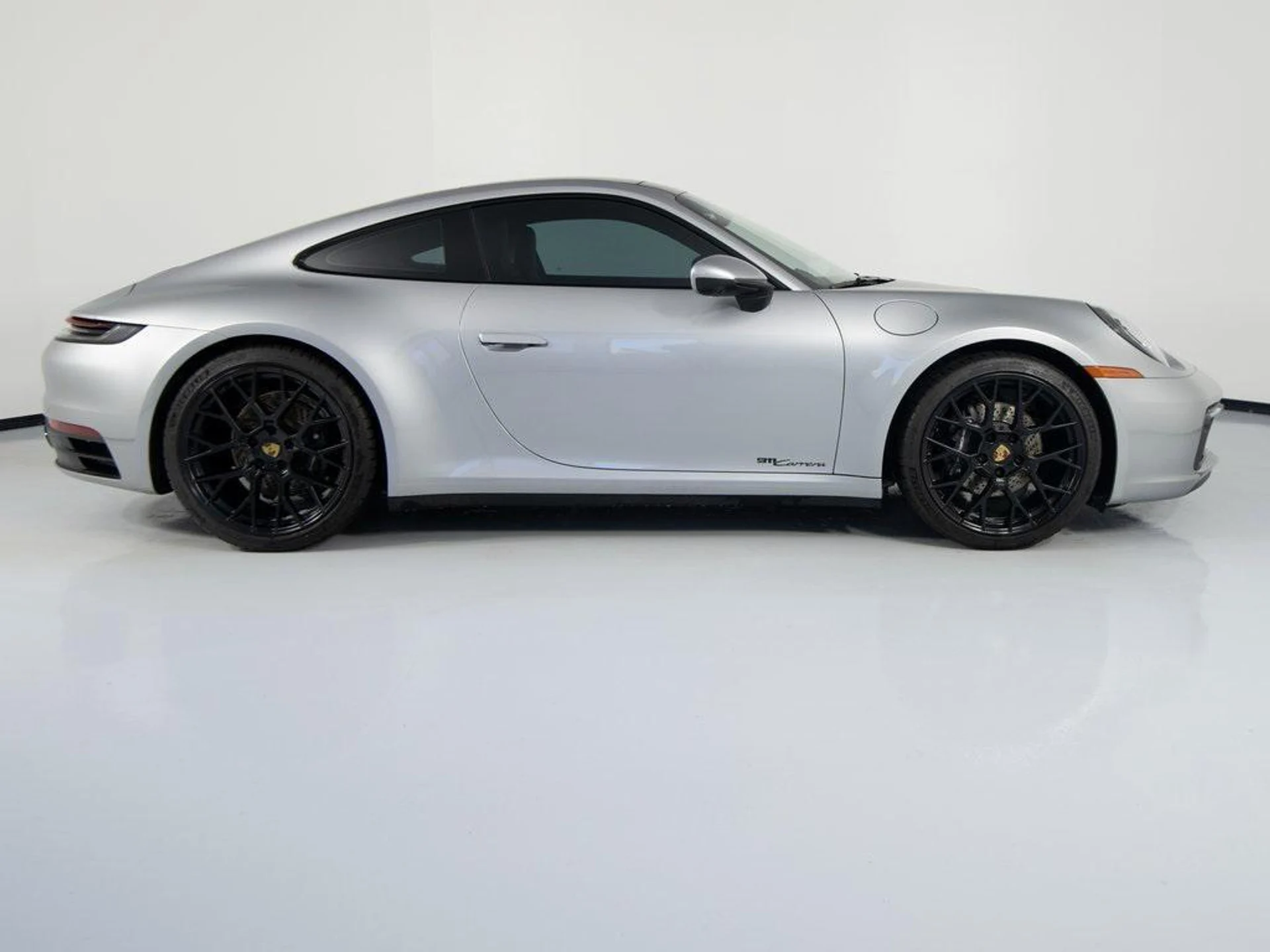 mph007_2105291543_LJU_6_Znq_Yn_Bw_Jz_G_Bzdu1u9r_Yjj_E_5600209084