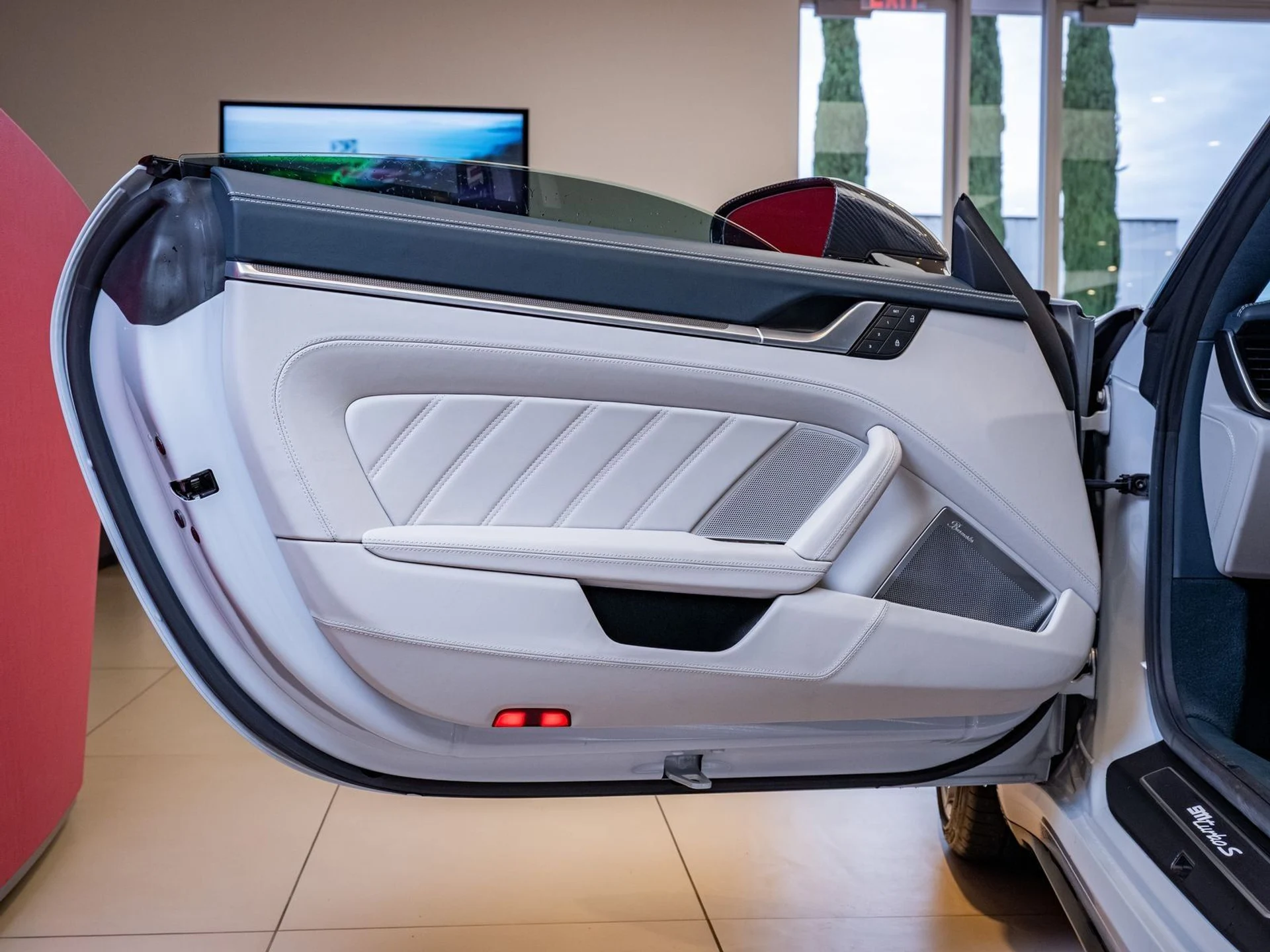 mph007_2106235564_8_a421a665d7