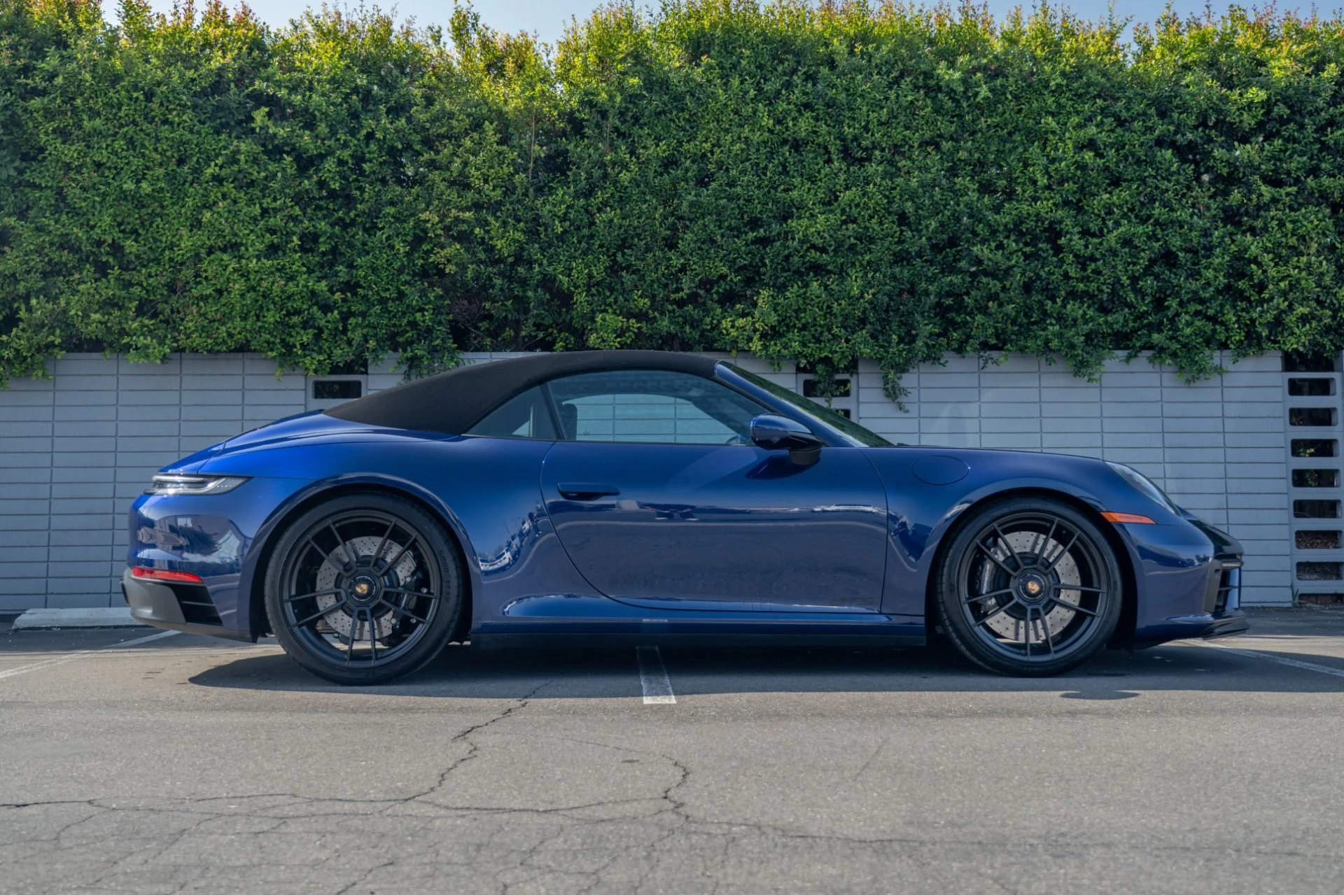 mph007_2107263085_Used_2024_Porsche_911_Carrera_GTS_1761603170_1f808fa926