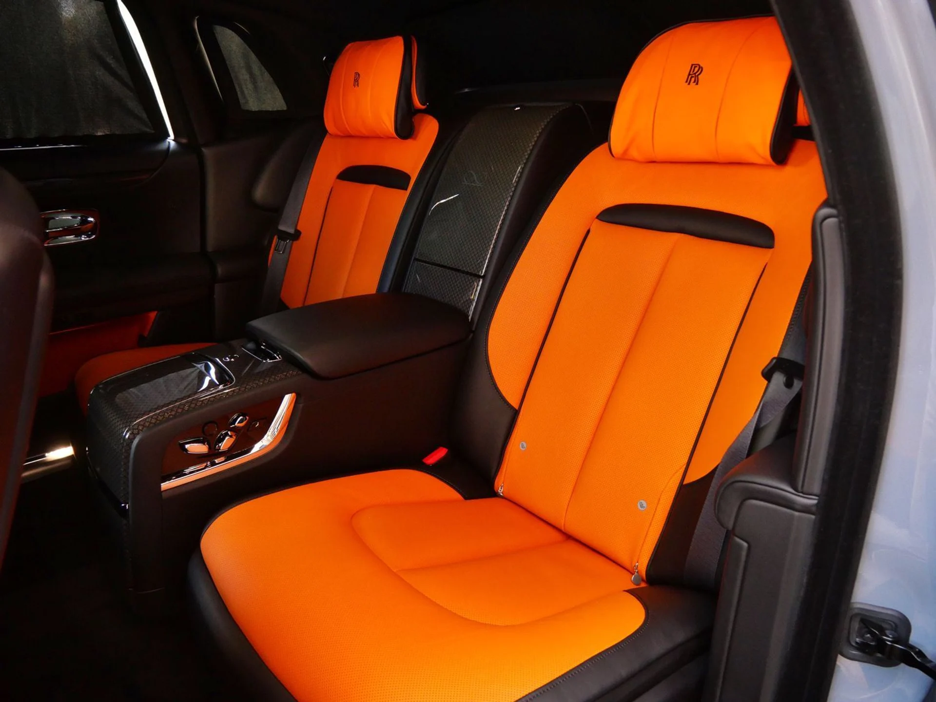 mph007_2111926887_503ab8e638d94b2692e96c65fb8ab0ebx_49f7c226c7