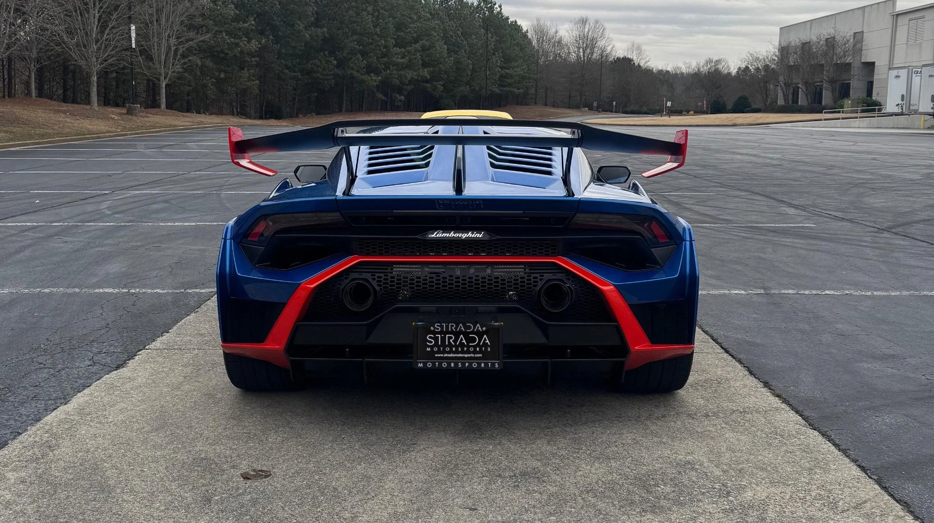 mph007_211694616_Used_2022_Lamborghini_Huracan_STO_1767636479_3ee3bf2e3b