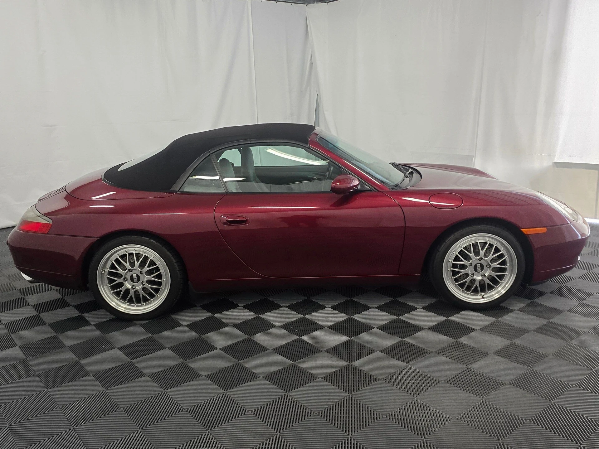 mph007_211772273_be38b09256c8c1d4355c89007fbc30e0x_80bab1eb40