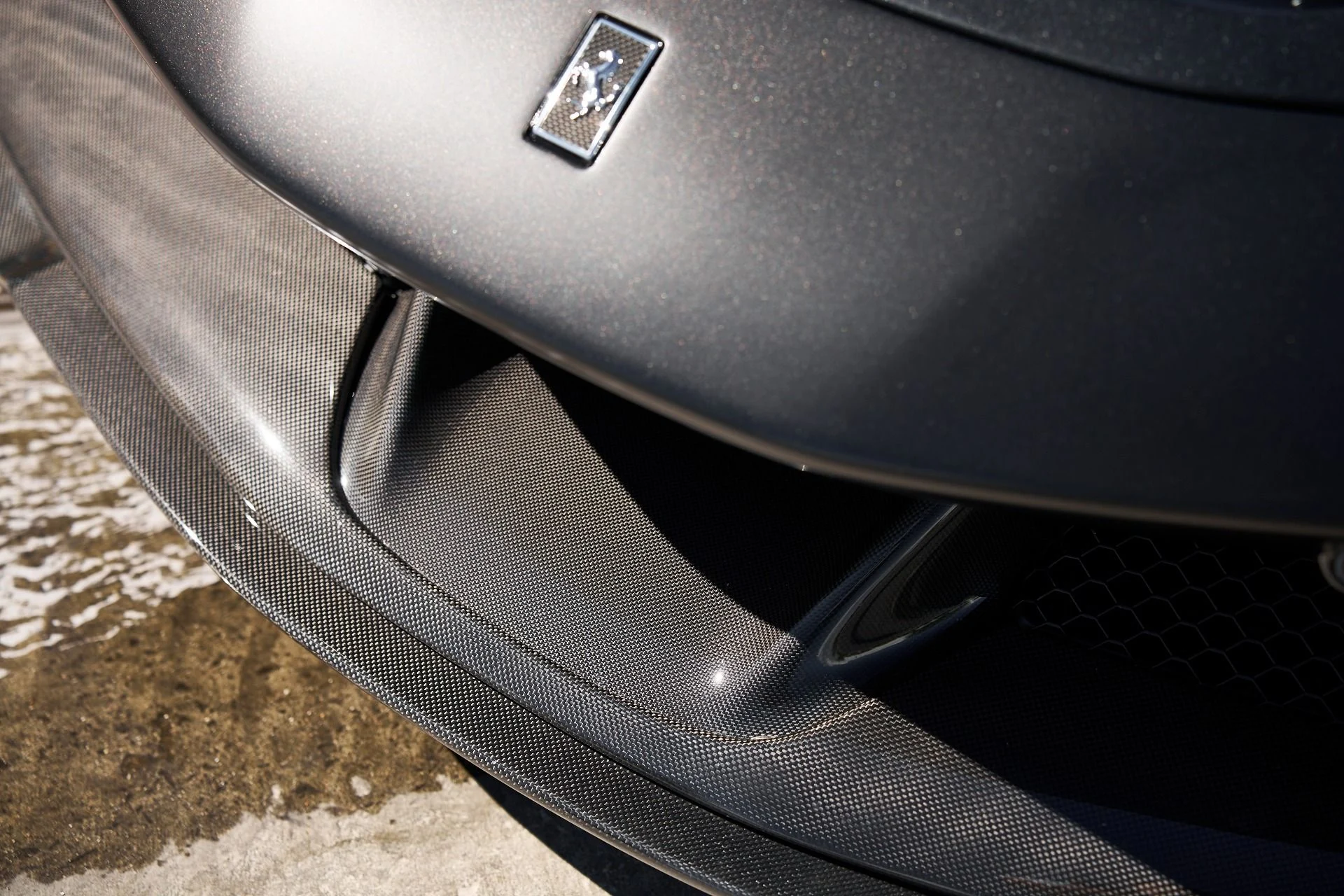 mph007_2118261430_Used_2022_Ferrari_SF_90_Stradale_Base_1760226967_78b4bf759c