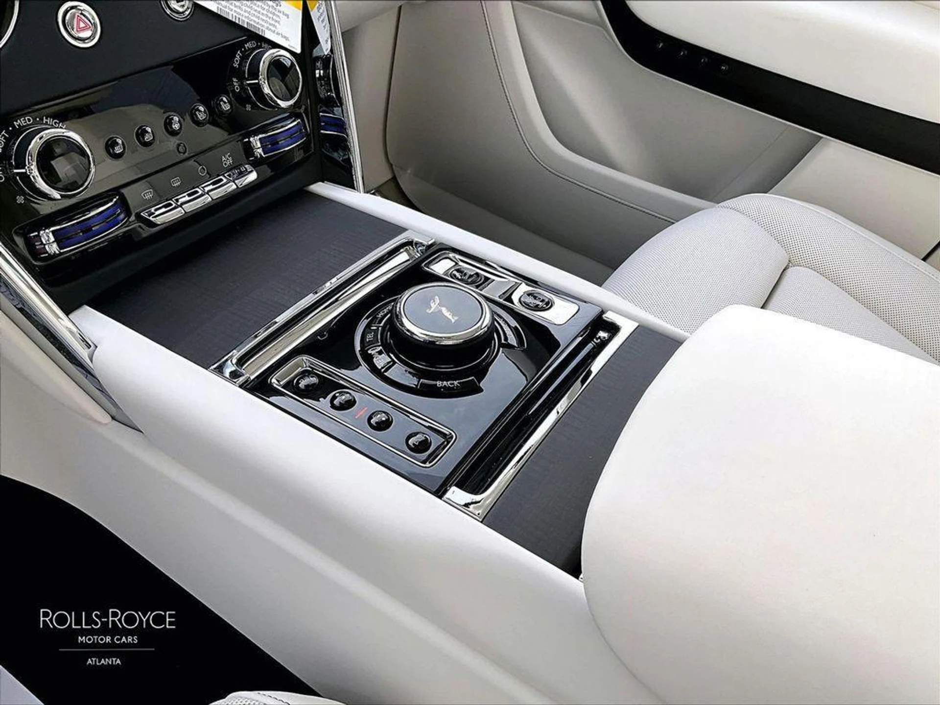 mph007_2122019799_ig8l4_uo_ZO_2iq3_Cp479bf_Z7_M_Xmo_14f42ce29b