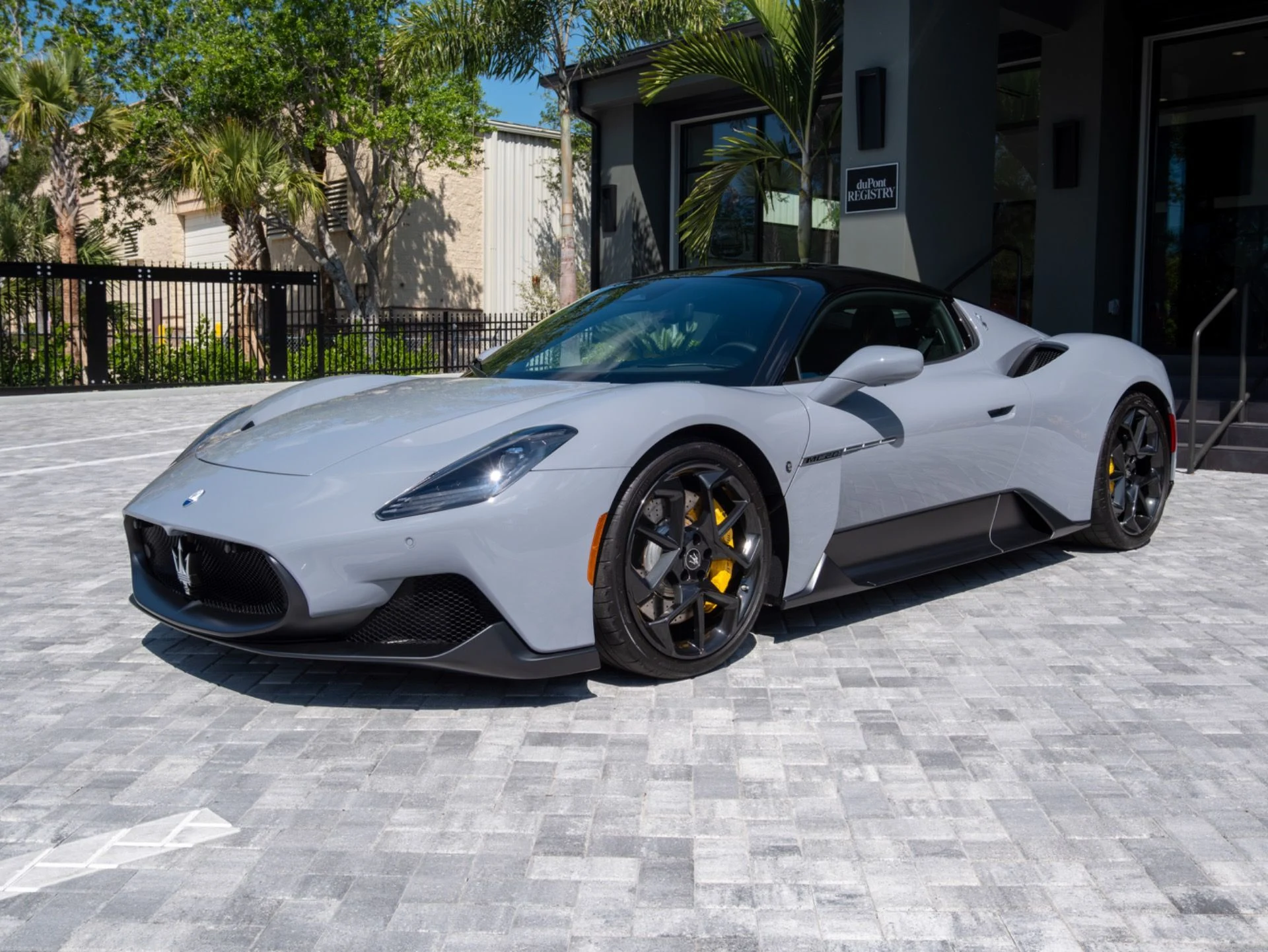 mph007_2125026204_Used_2023_Maserati_MC_20_1774904477_ac3749fd8c