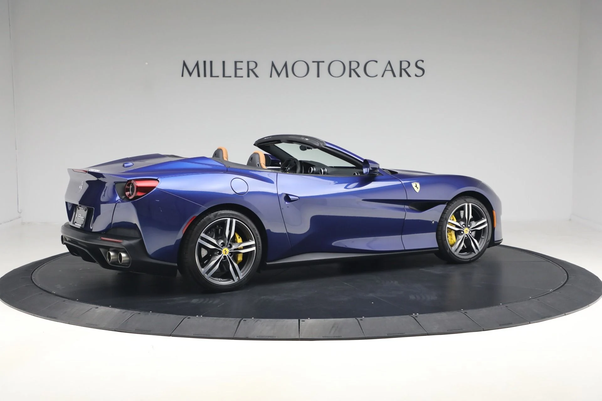 mph007_2129097765_Used_2020_Ferrari_Portofino_1775654485_aa32d0e4cf