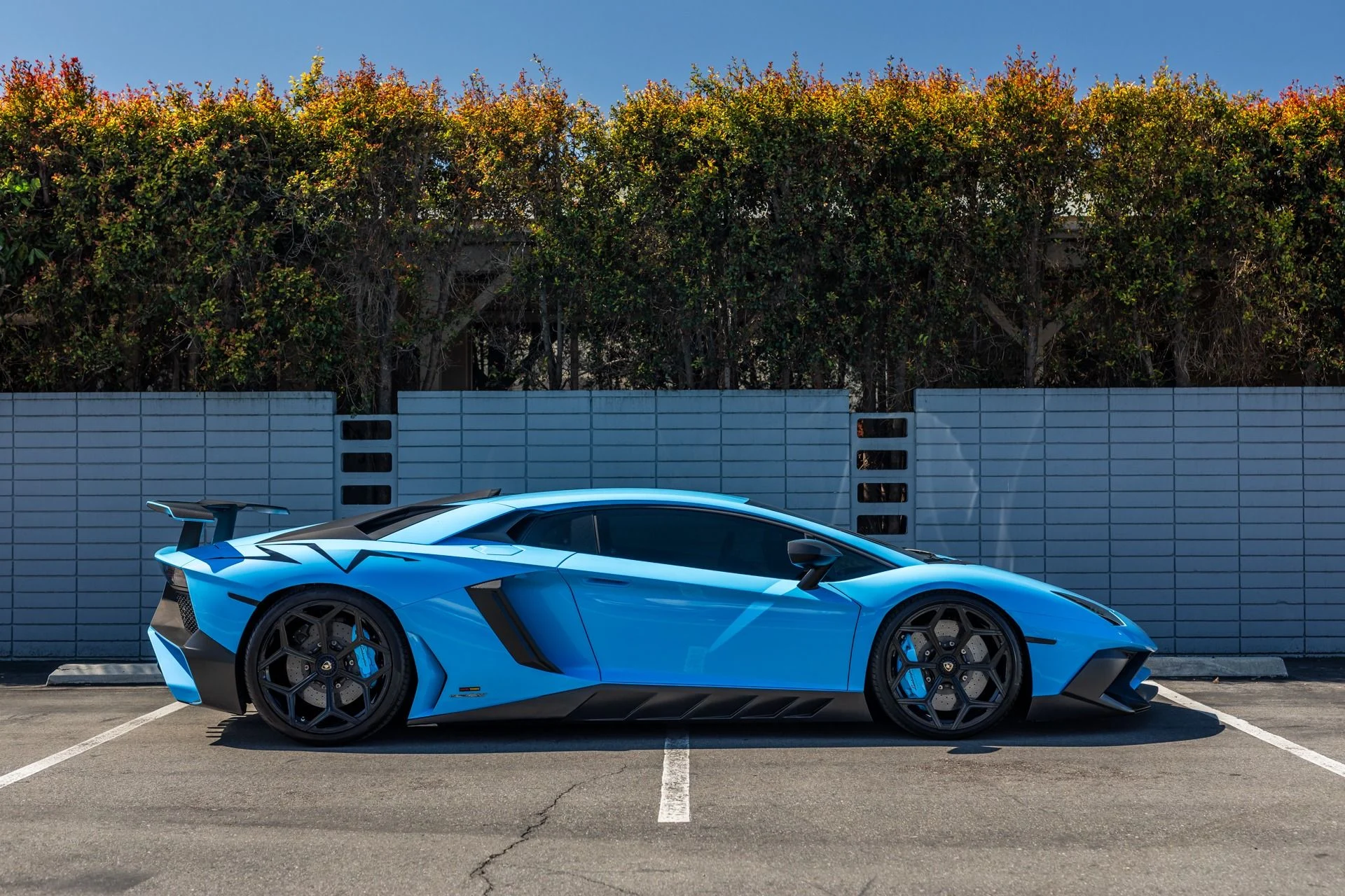 mph007_2138058817_Used_2016_Lamborghini_Aventador_LP_750_4_SV_1741396961_e537399c8b
