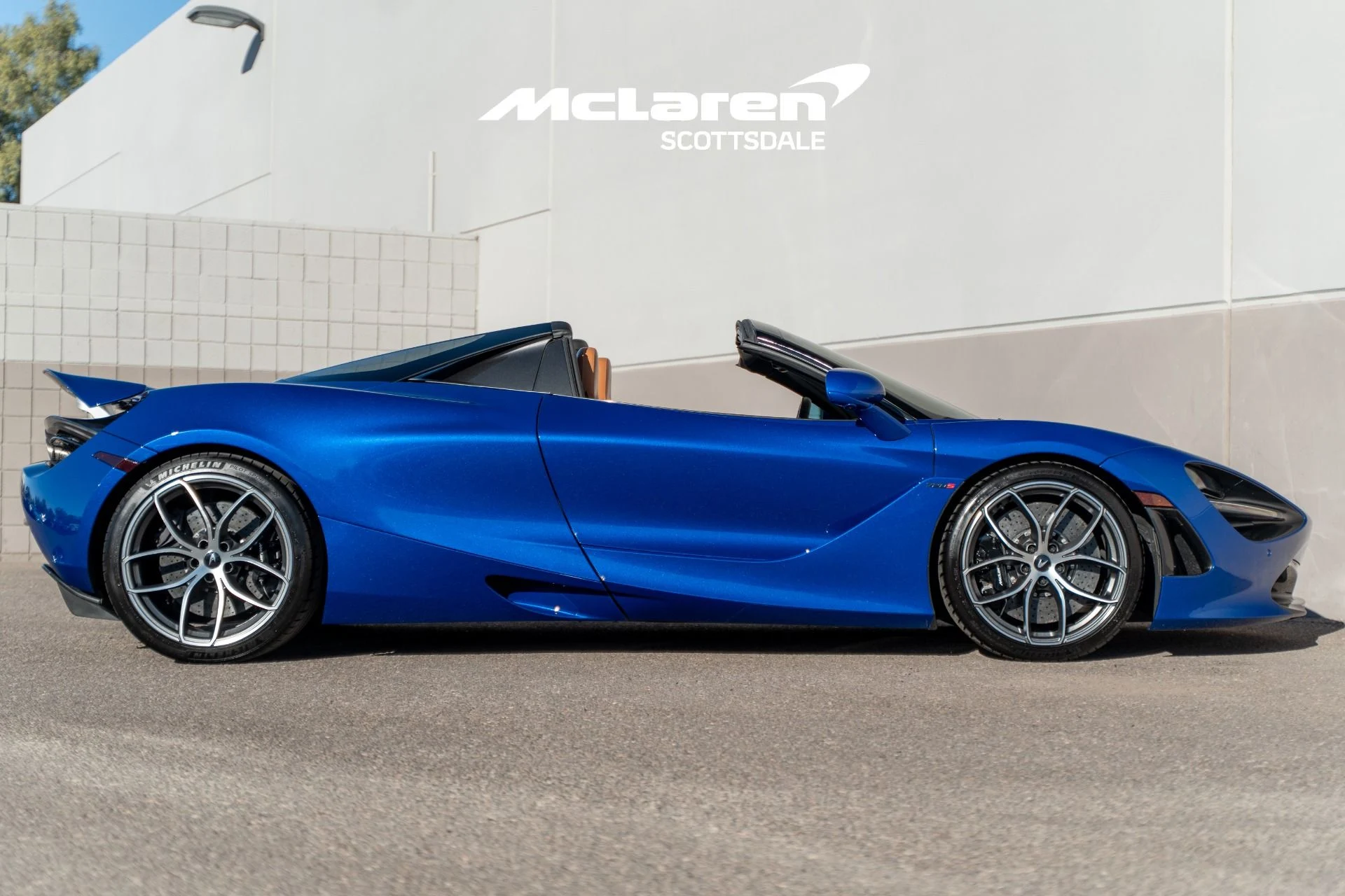 mph007_2138329357_Used_2020_MCLAREN_720_S_Luxury_1765676067_42db82b4de