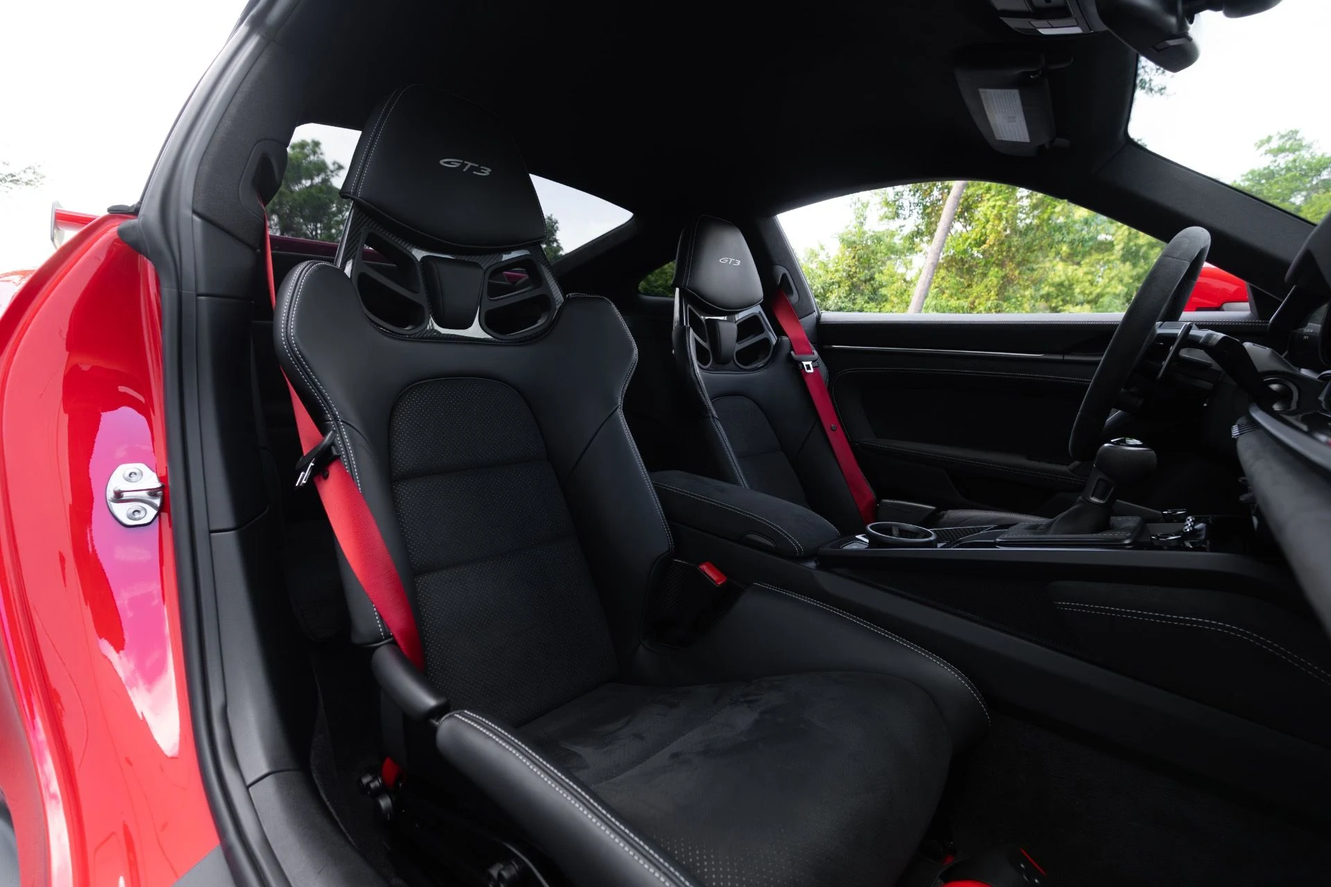 mph007_2141019383_Used_2022_Porsche_911_GT_3_1761761054_9c69173f6d