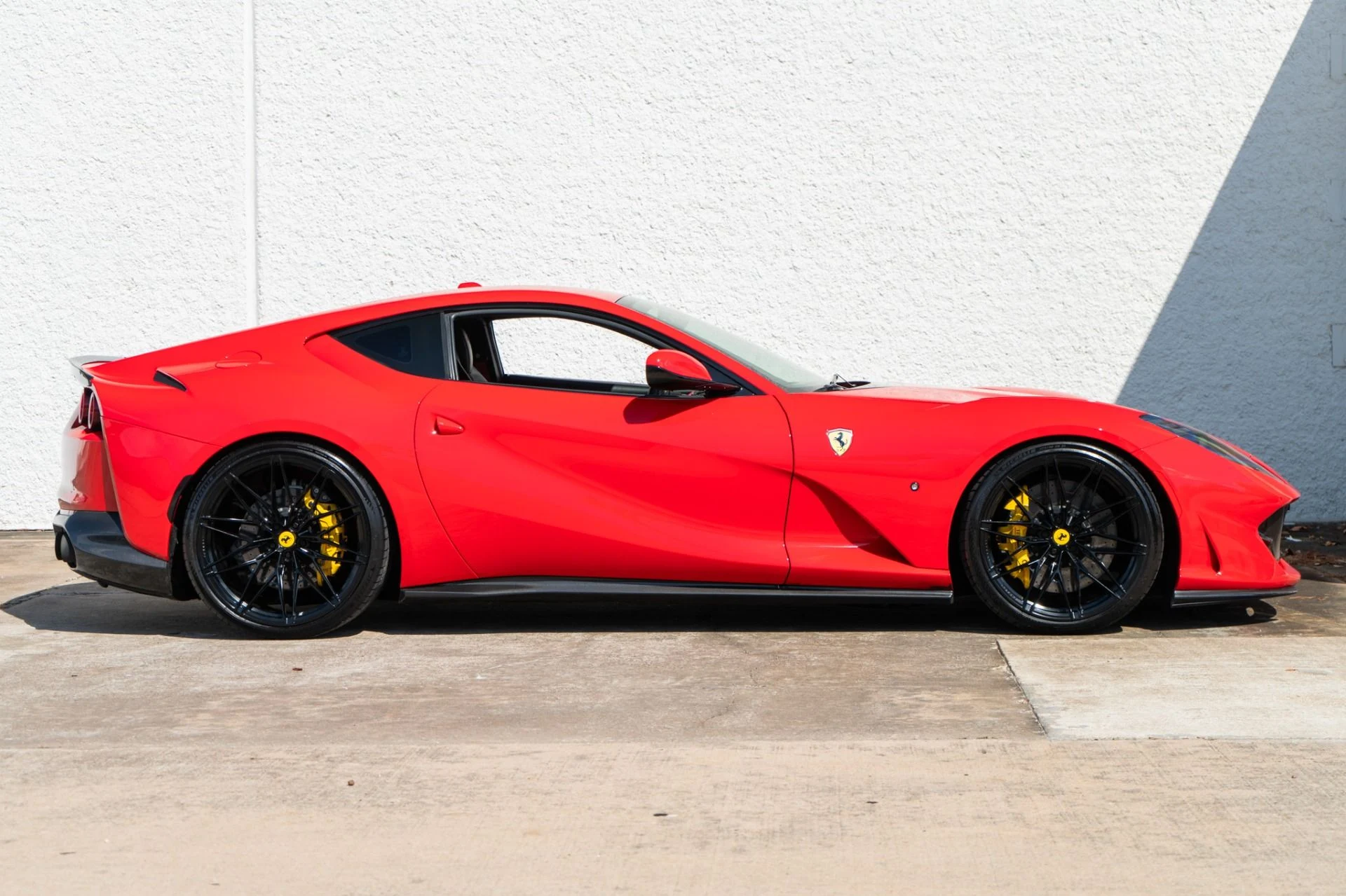 mph007_214790960_Used_2019_Ferrari_812_Superfast_1789595110_f3a1d71c0a