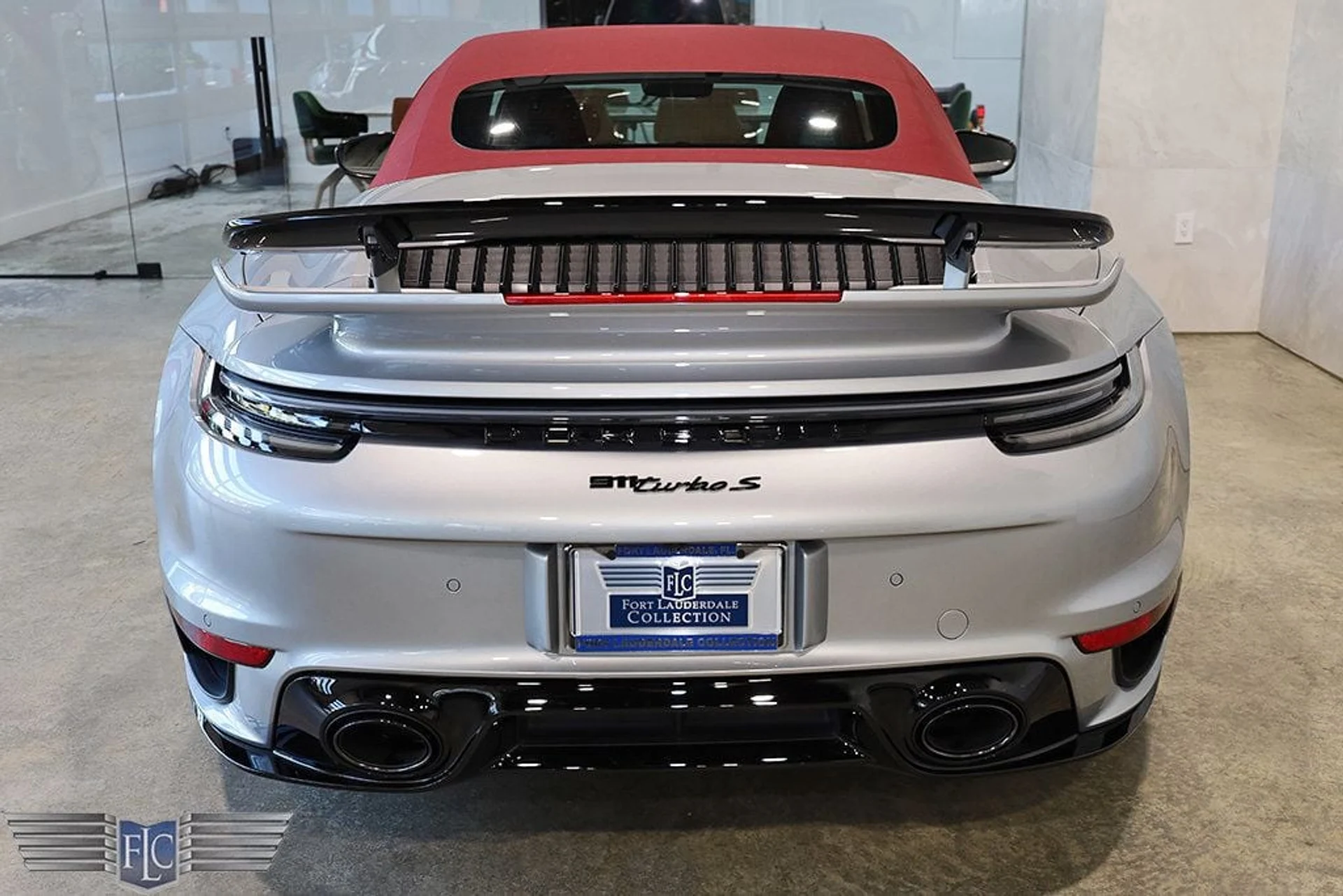 mph007_2149591352_used_2024_porsche_911_turboscabriolet_9689_22937048_8_1024_b00f2e409d