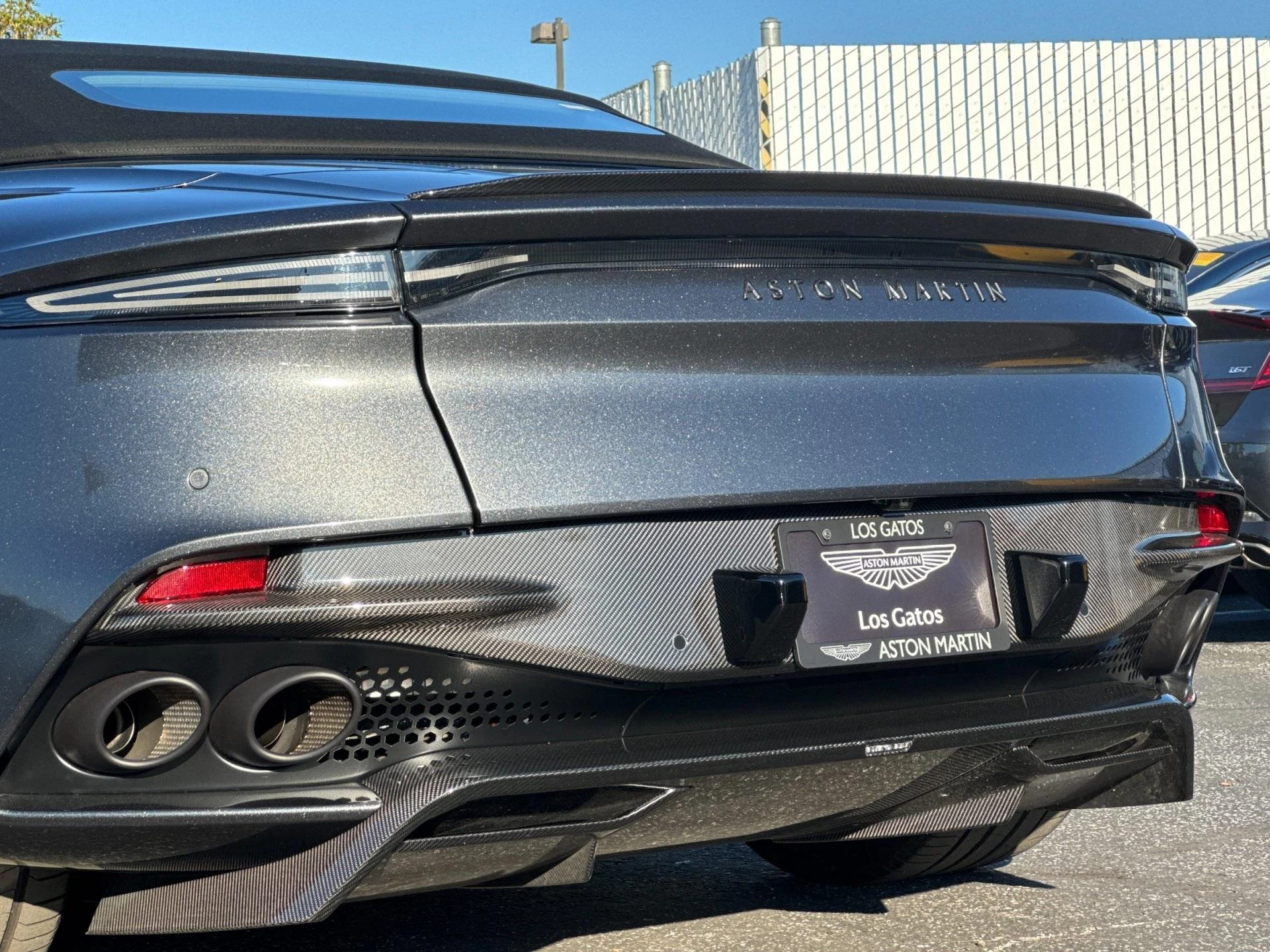 mph007_2153236484_Used_2020_Aston_Martin_DBS_Superleggera_1771063946_9357d1798c