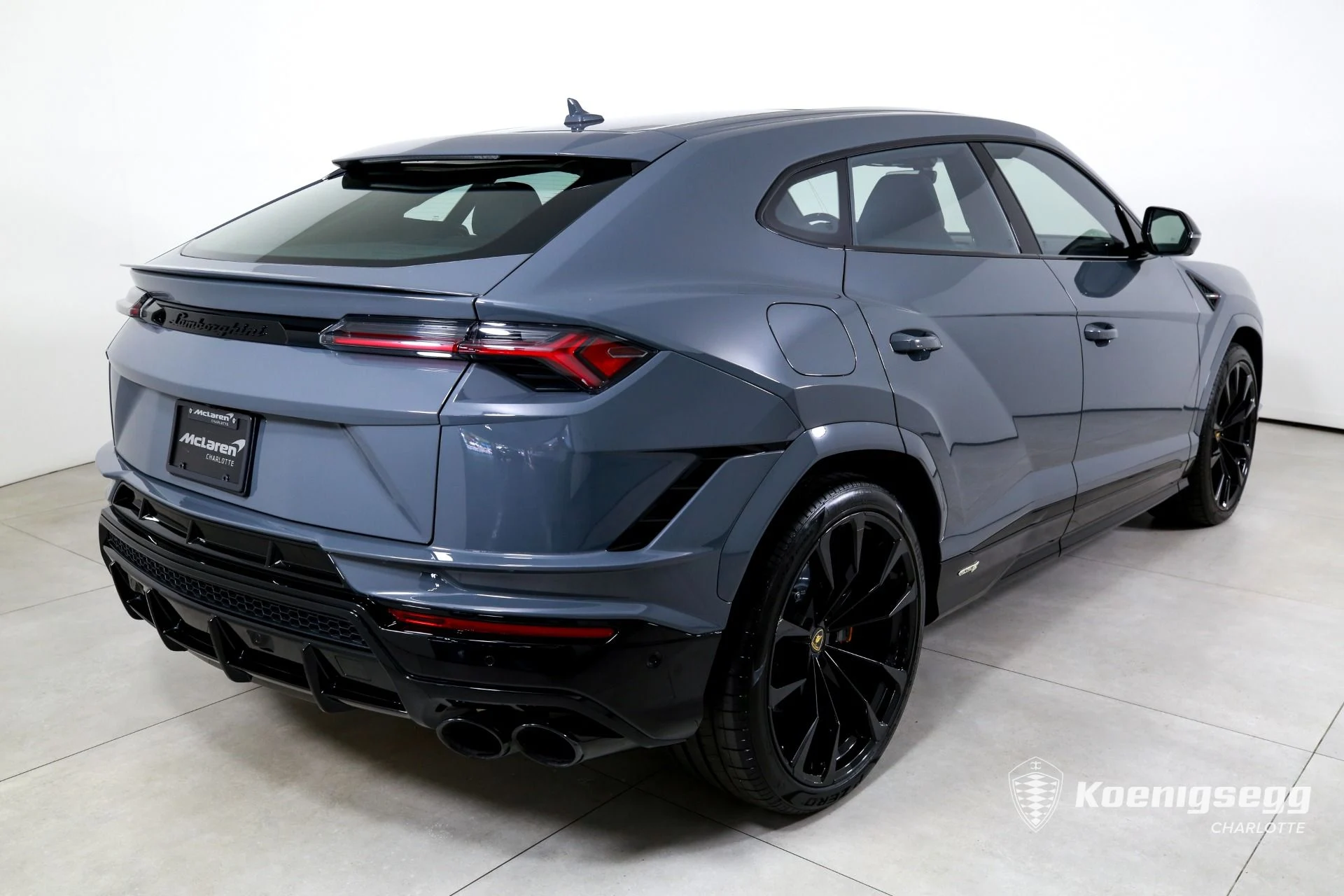 mph007_2159707986_Used_2024_Lamborghini_Urus_S_1761085195_c91146785c