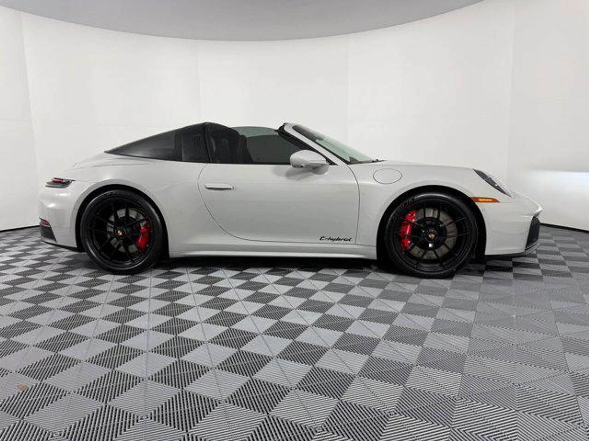 mph007_2159960854_du_ZN_Pfj_H2mm_Qg0ut_H_Iwhx_Ii_A_Ks_f636204983