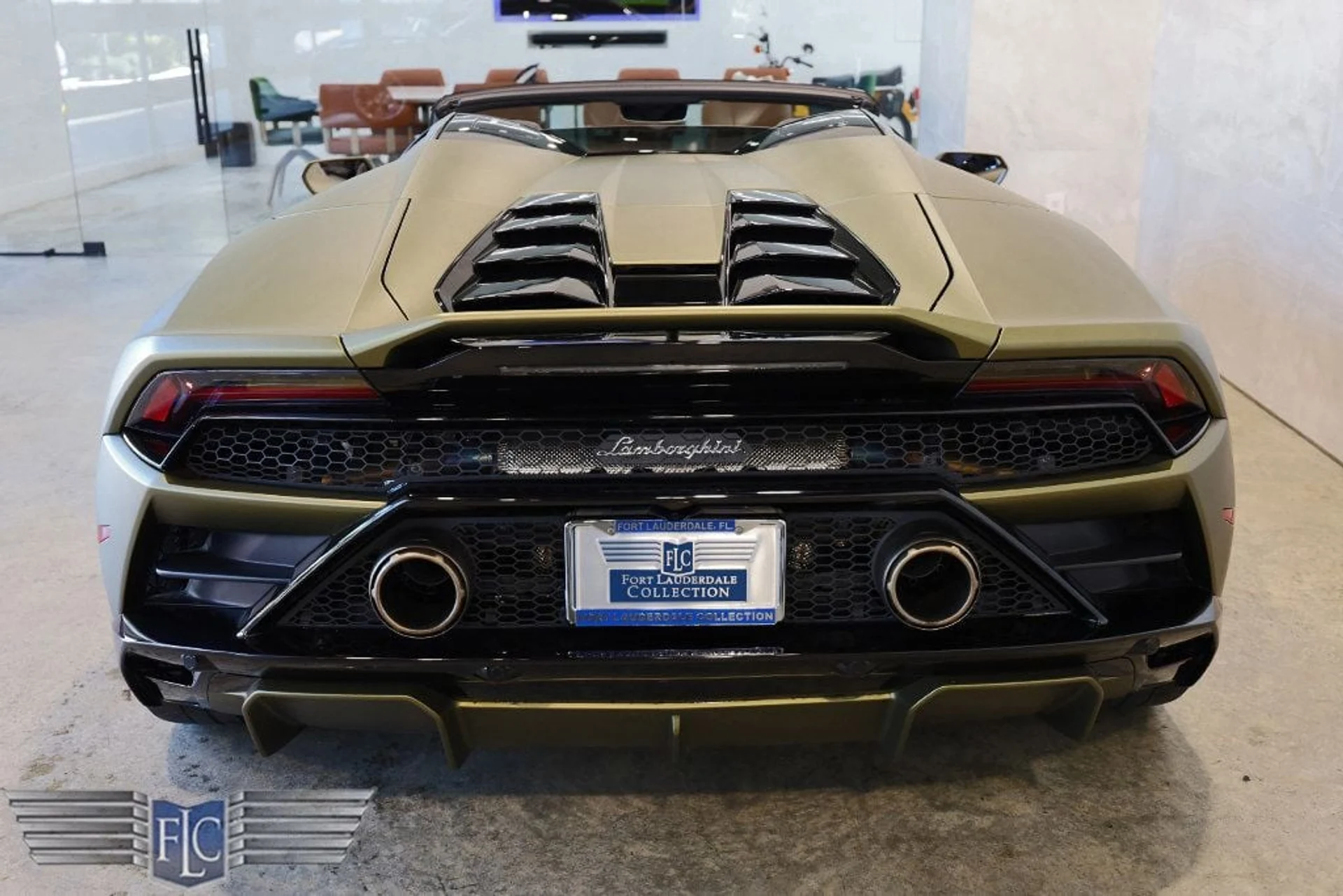 mph007_216411168_used_2022_lamborghini_huracan_evo_spyderrwd_9689_22989823_8_1024_c47ae38925