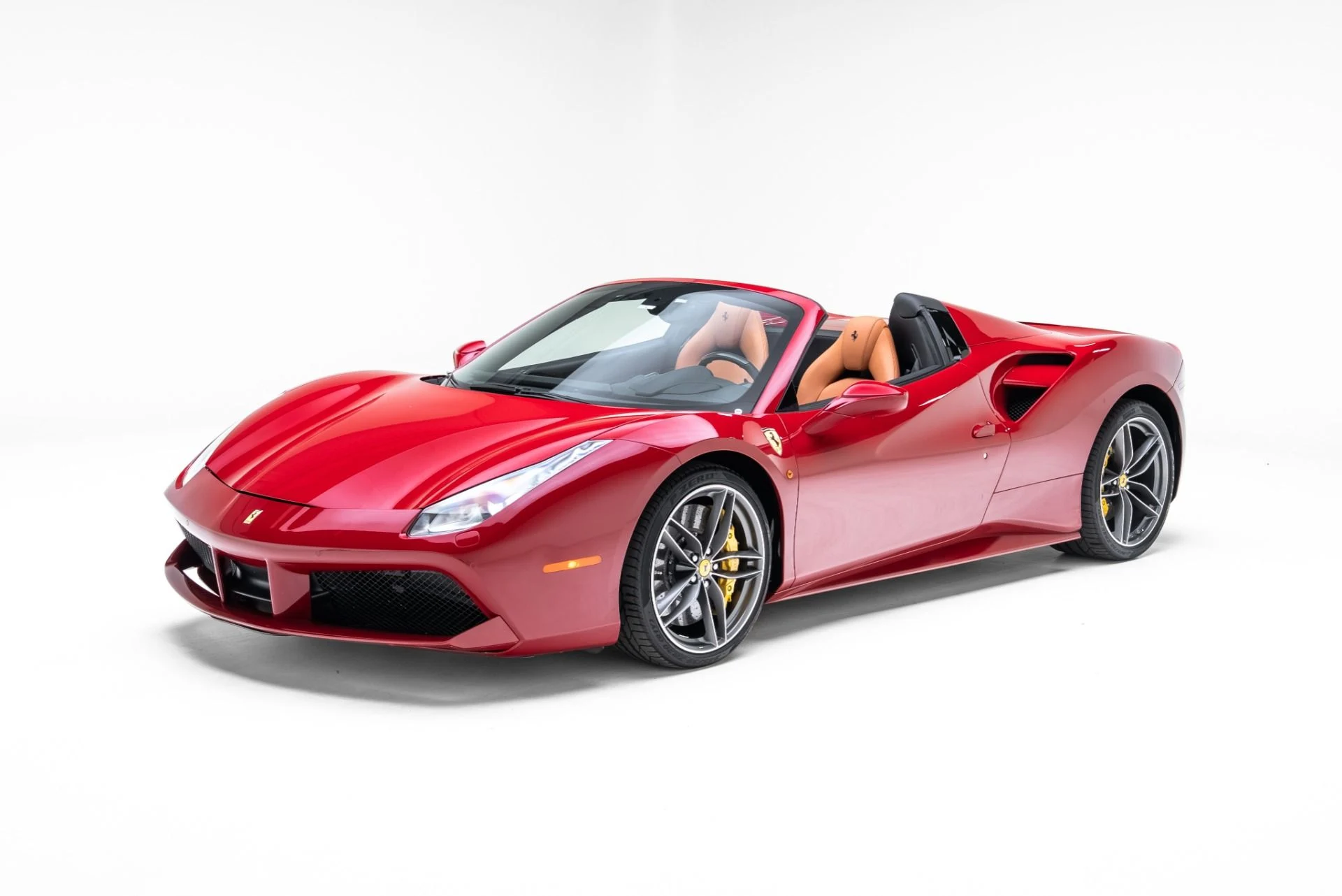 mph007_2165523954_Used_2019_Ferrari_488_Spider_1773085890_f3b9db9912