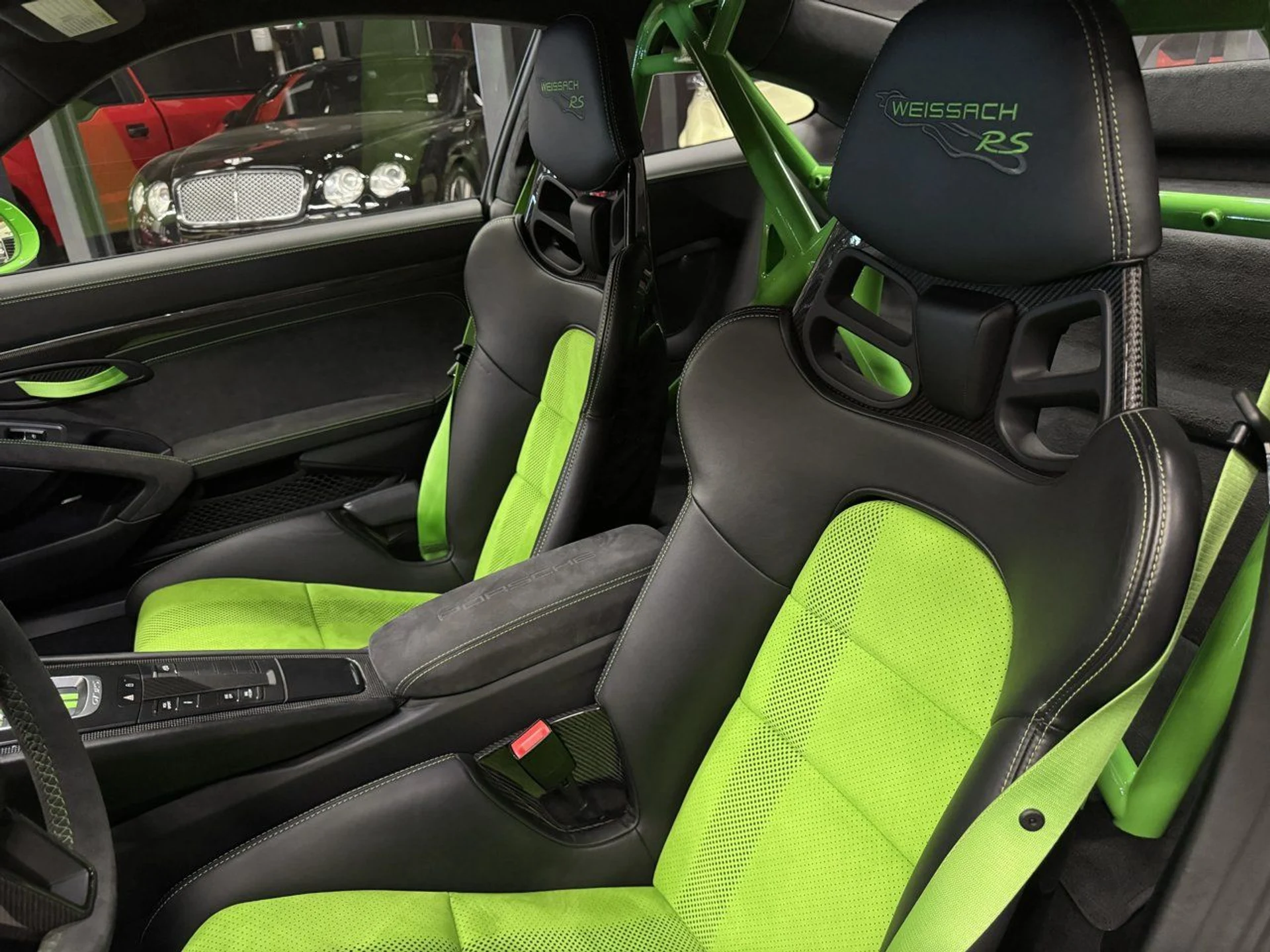 mph007_2179682237_porsche_911_2019_9356ad7b41