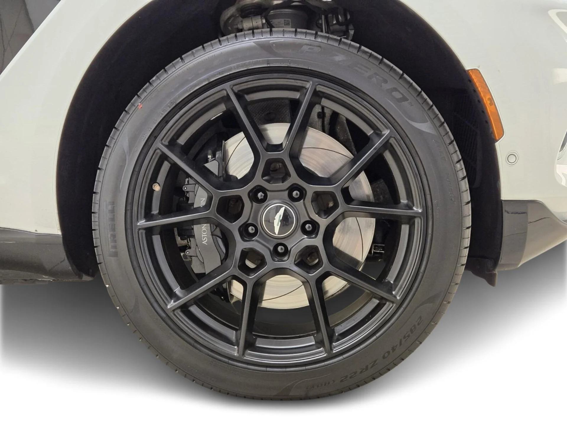 mph007_2181703855_Used_2021_Aston_Martin_DBX_1753164305_86b7091d0a