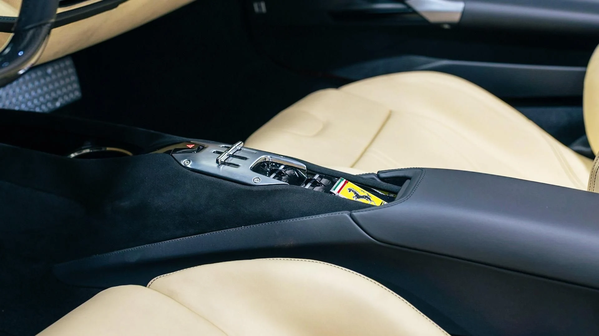 mph007_2182257125_Used_2023_Ferrari_SF_90_Spider_Base_1792151786_295f51c307