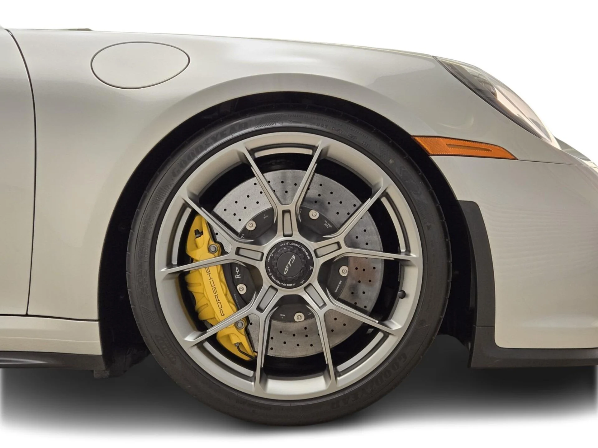 mph007_2196662052_Used_2022_Porsche_911_GT_3_1768977953_c8b69eaf87