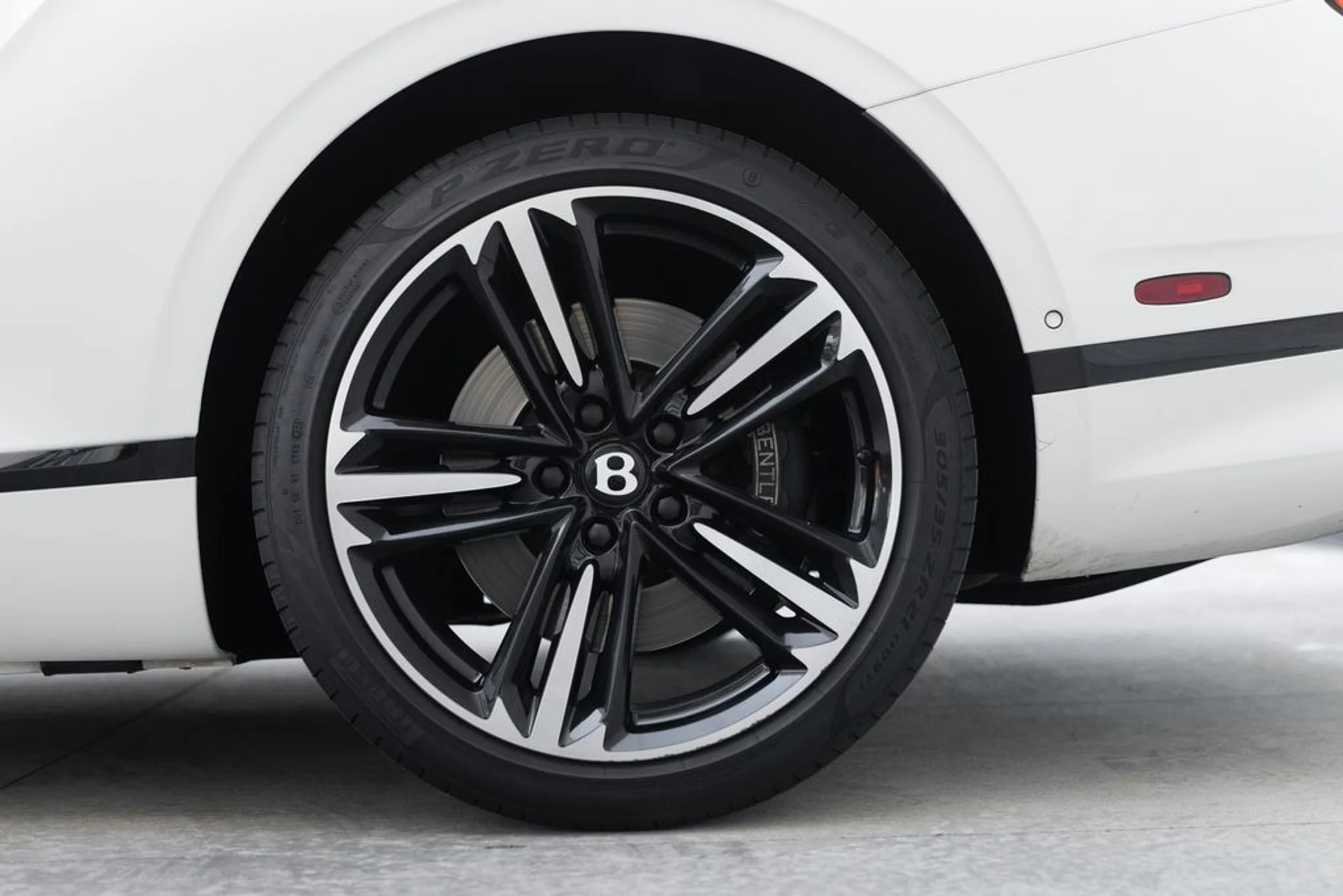 mph007_2201920782_d0de2af9aa8a0dedc1f97b7c1f1c14a5x_ac634e45f1