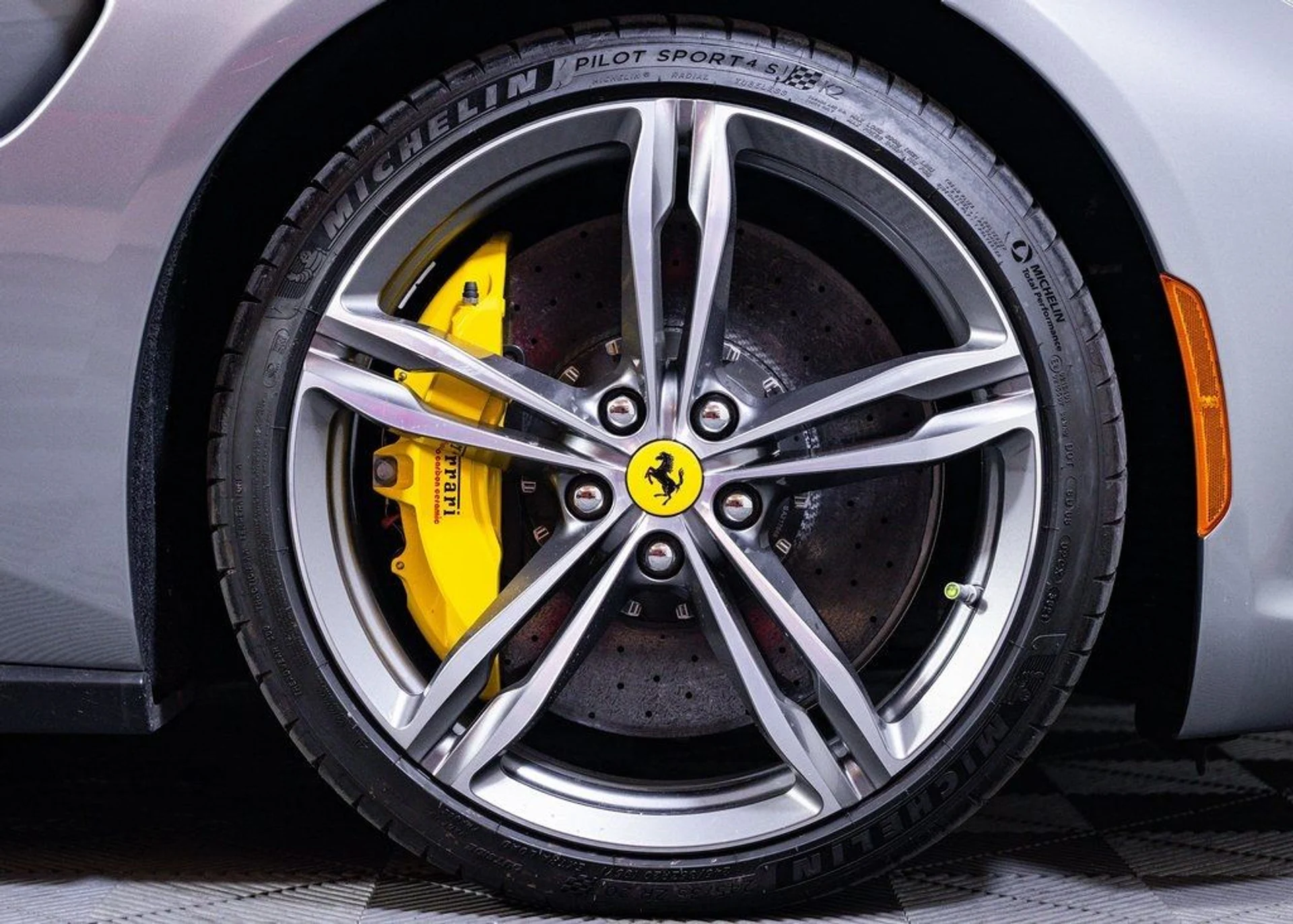 mph007_2202051122_ad4ad94736de2ee302cf2d1786989010_3ad3221d9b