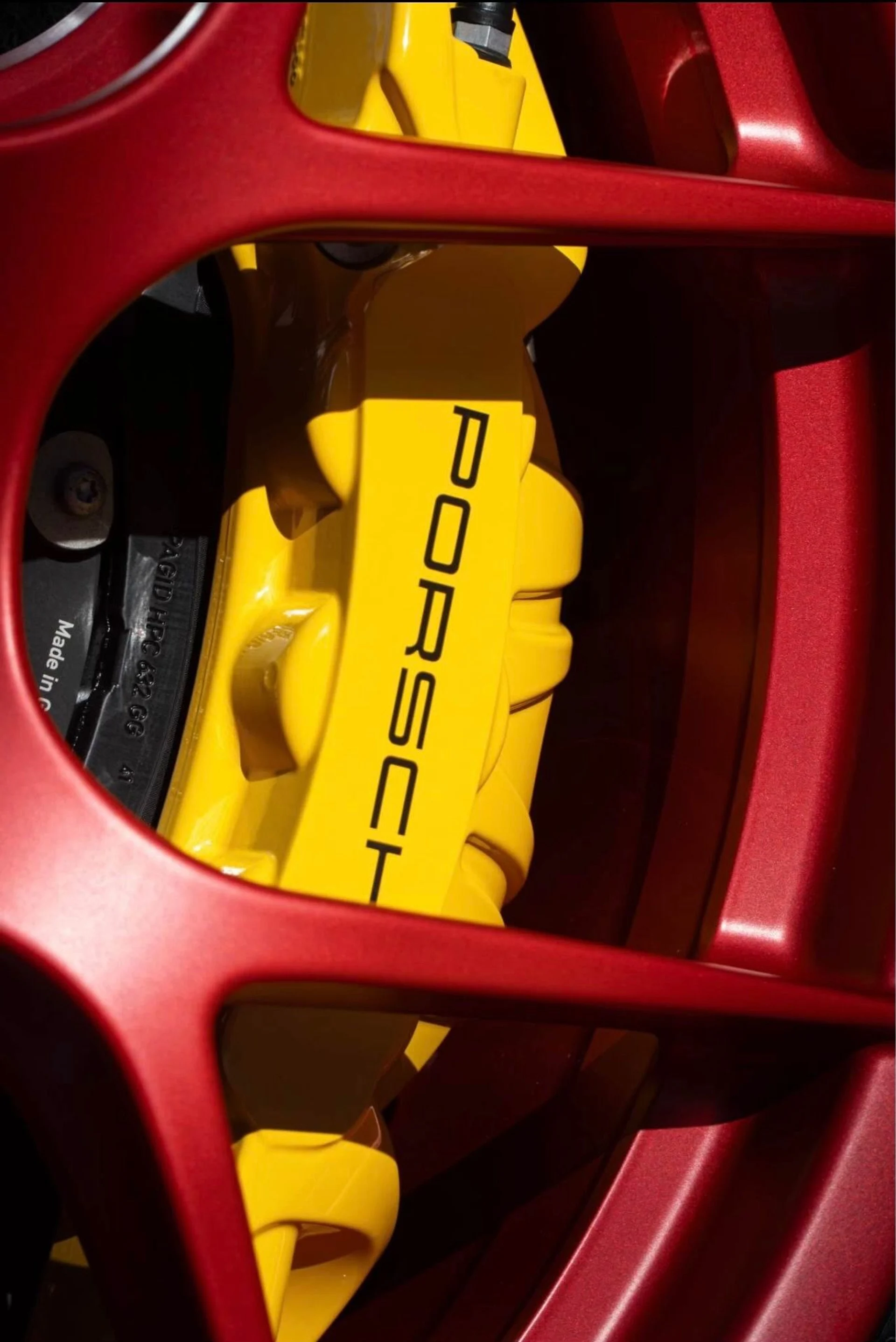 mph007_2215567730_Used_2025_Porsche_911_GT_3_RS_1756833102_674b9c7142