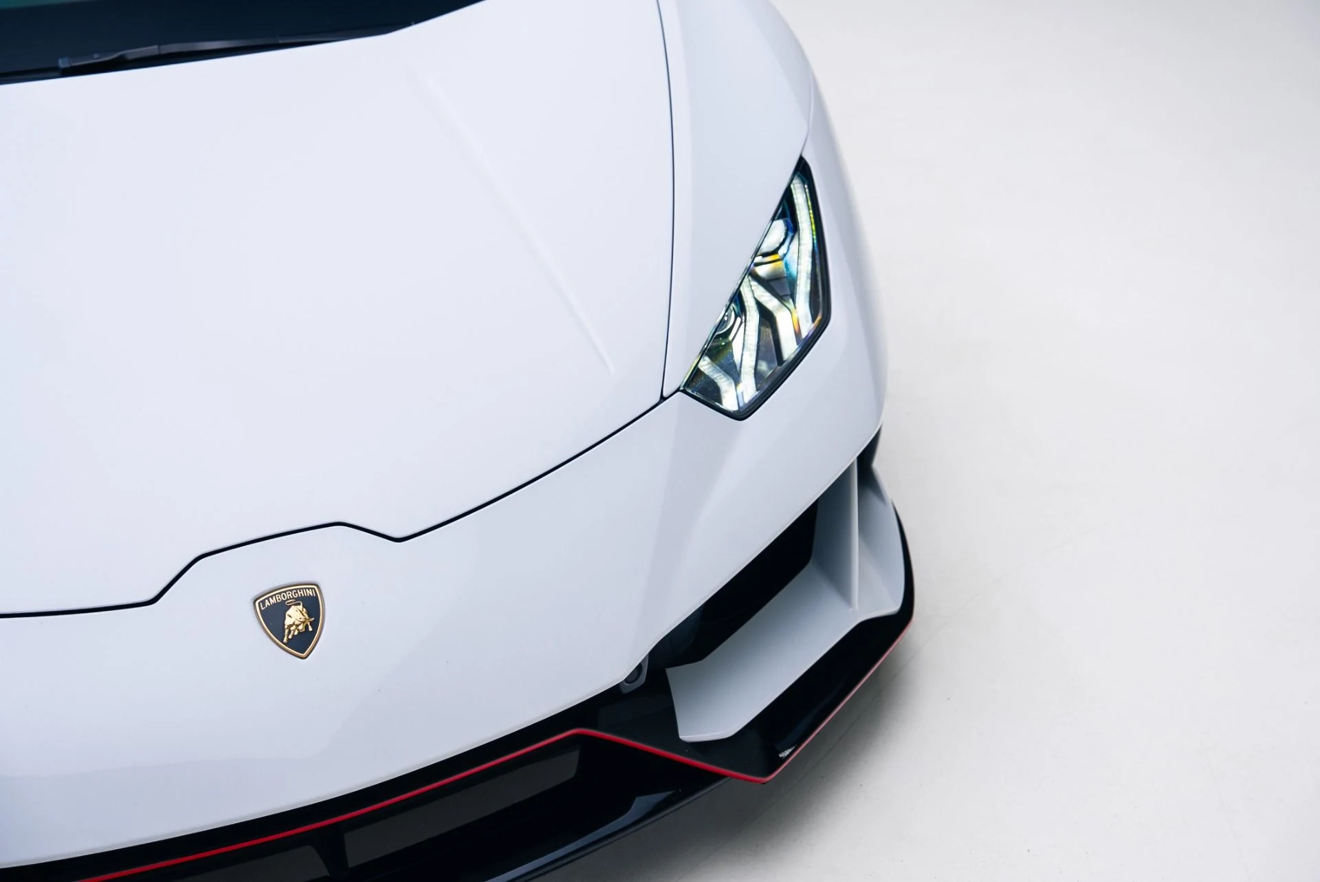 mph007_2225619008_Used_2020_Lamborghini_Huracan_EVO_1766089728_08803dbd23