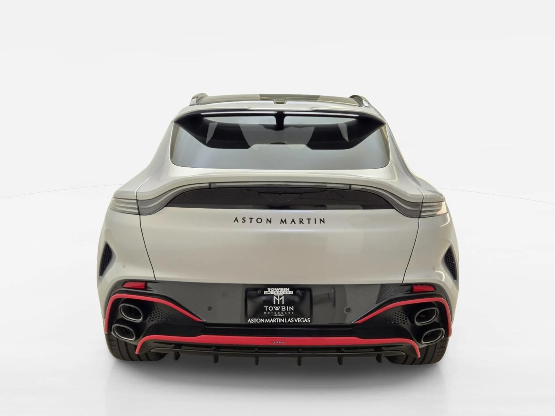 mph007_2228569494_New_2026_Aston_Martin_DBX_S_1780637067_c94febdc60