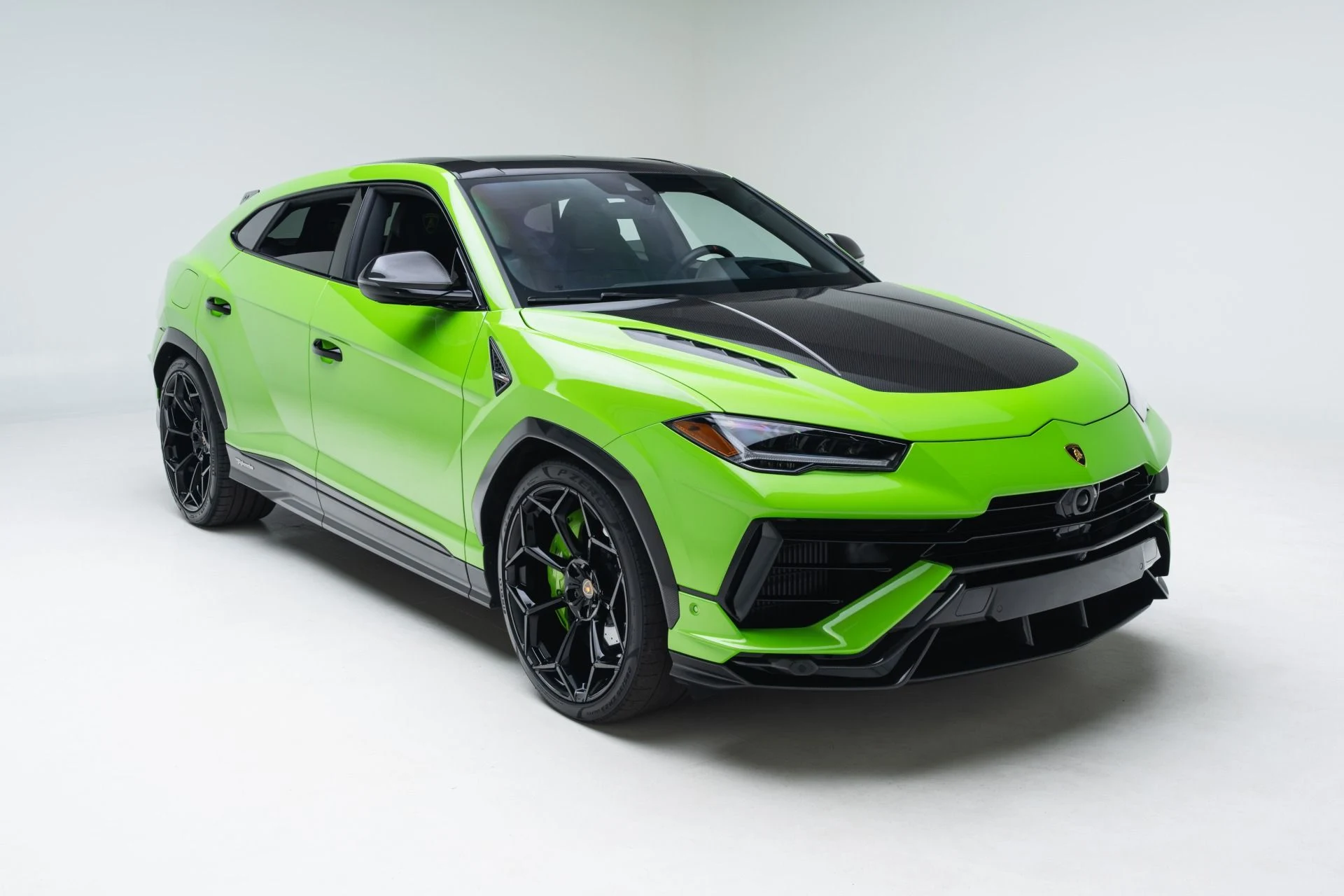mph007_2230488541_Used_2023_Lamborghini_Urus_Performante_1779121057_41990a533a