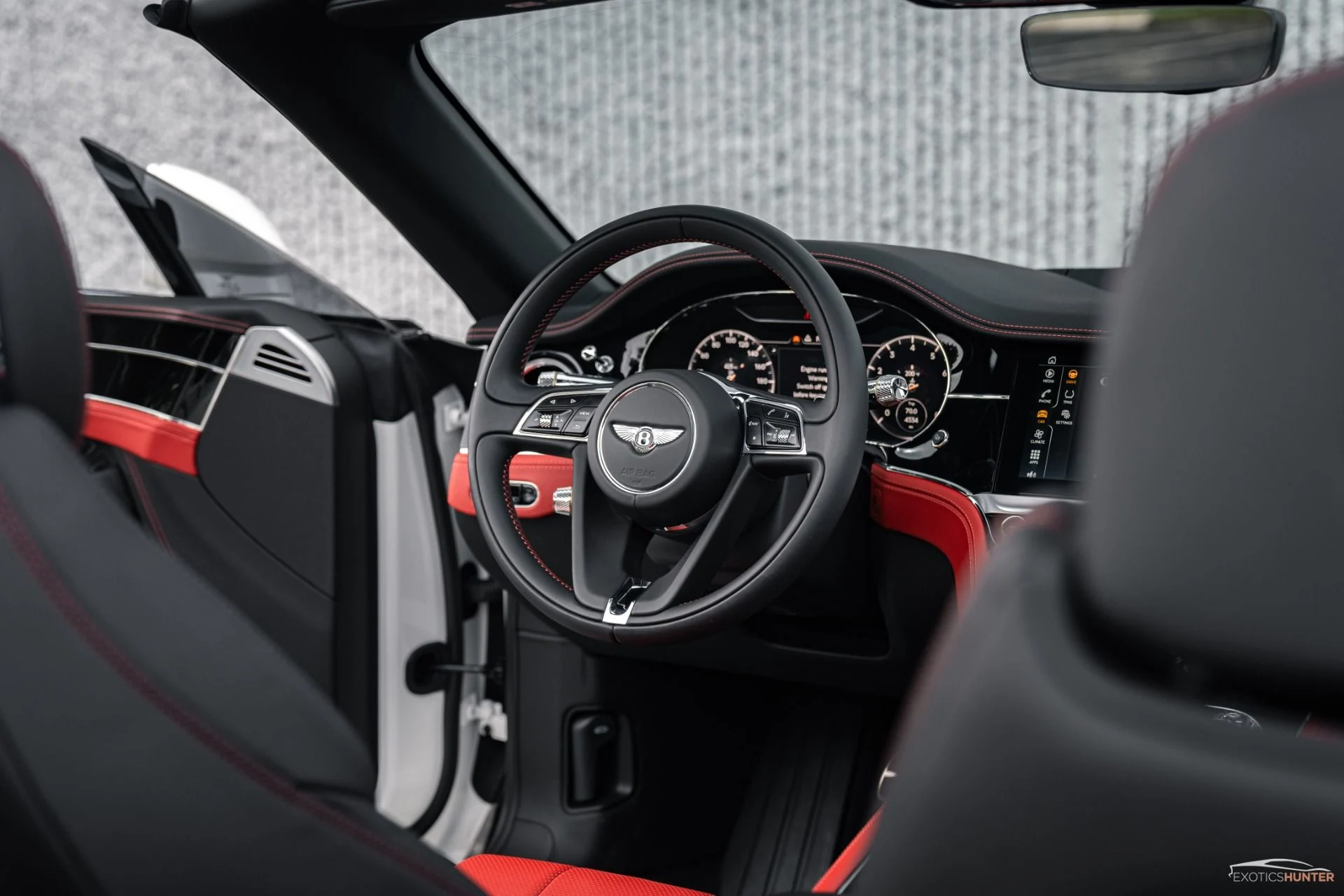 mph007_2230712622_Used_2020_Bentley_Continental_GTC_280_K_MSRP_Mulliner_Blackline_Rotating_Display_1766938877_e57293d9f7