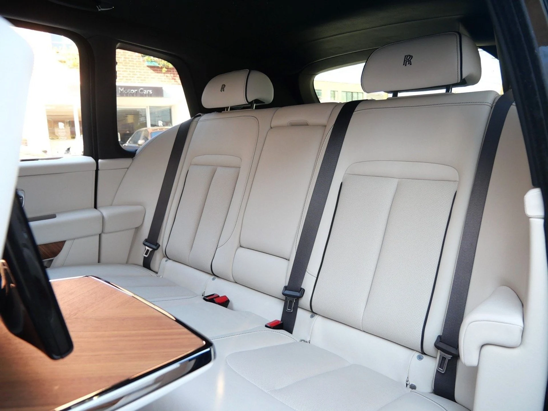 mph007_2235745061_74f7bbe28fb8791110d20d6ba8cb53e0x_26f7270606