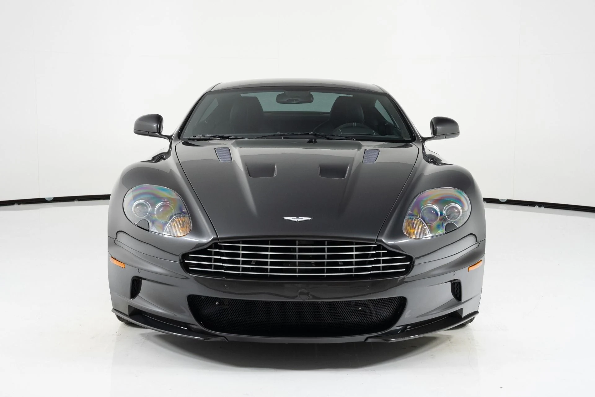 mph007_223787783_Used_2011_Aston_Martin_DBS_1701890208_eee5090c04