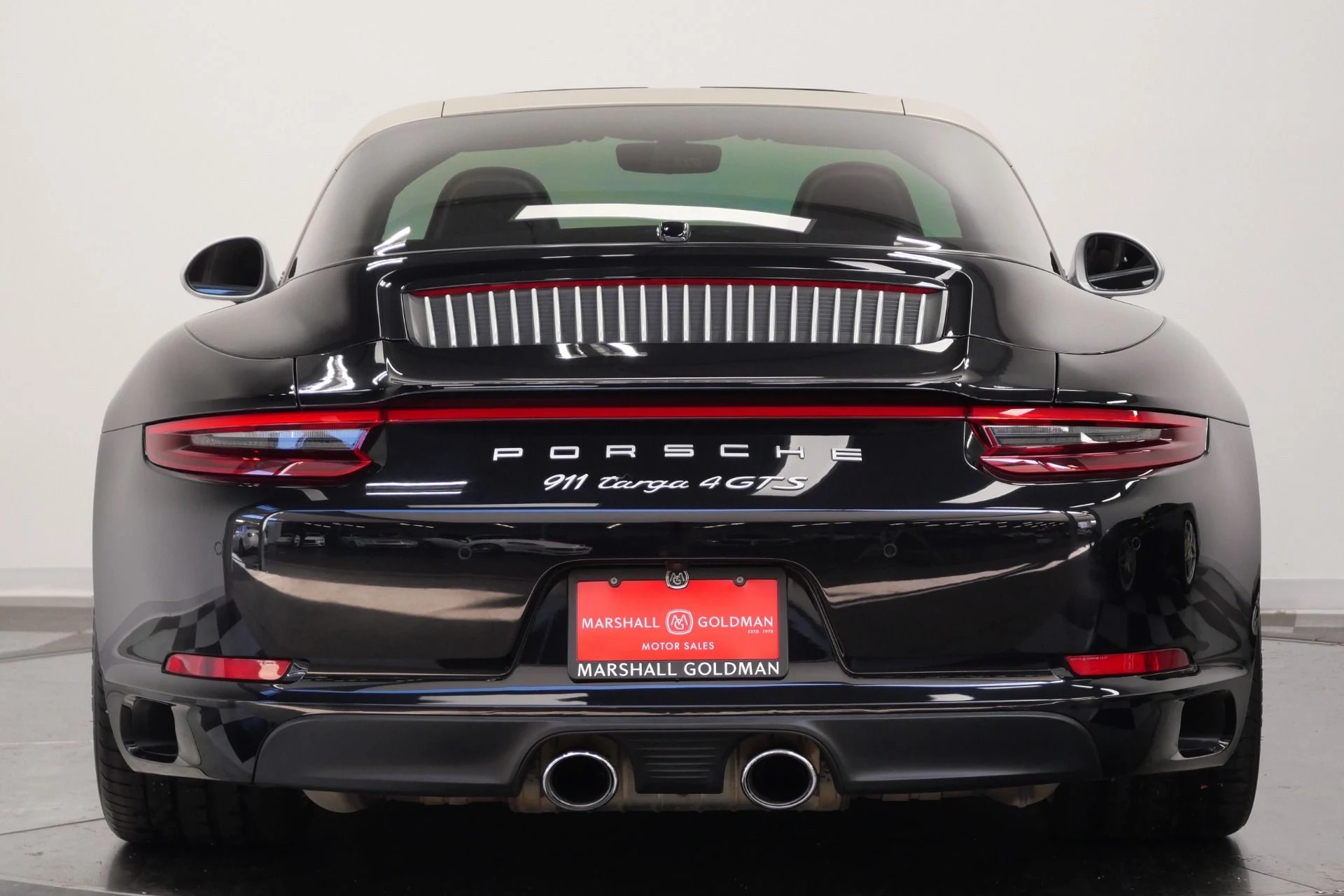 mph007_2239915441_Used_2019_Porsche_911_Targa_4_GTS_Exclusive_Manufaktur_Edition_Sport_Design_Package_1780416584_619c736c95