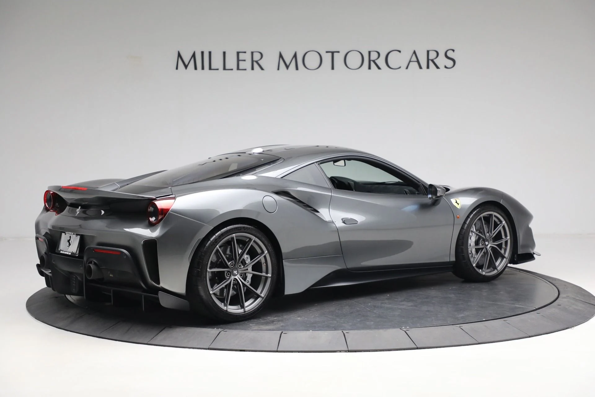 mph007_2245164603_Used_2020_Ferrari_488_Pista_ba6c0a6ab2